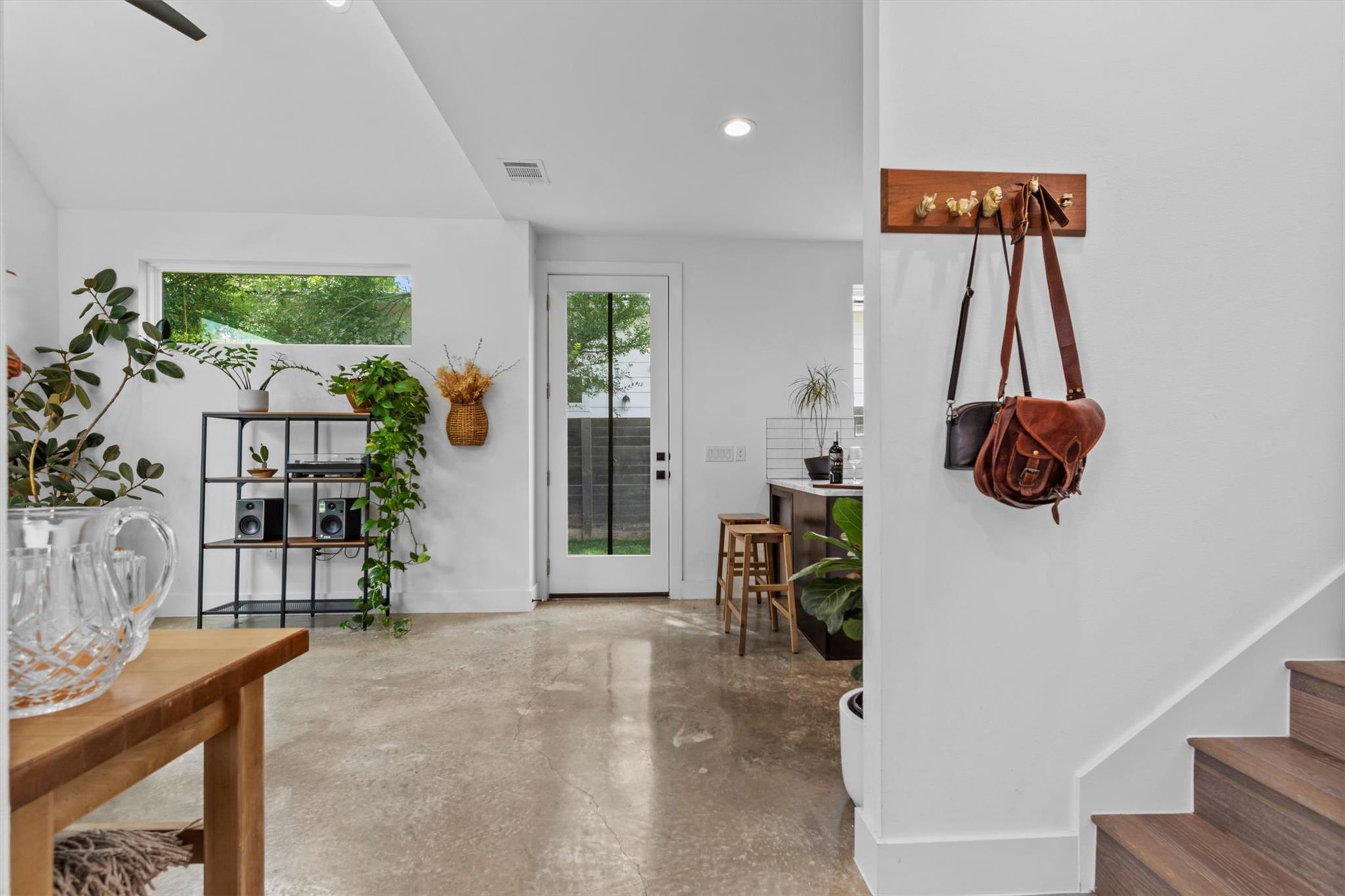 5006 Lott Ave # 2, Austin, TX 78721
