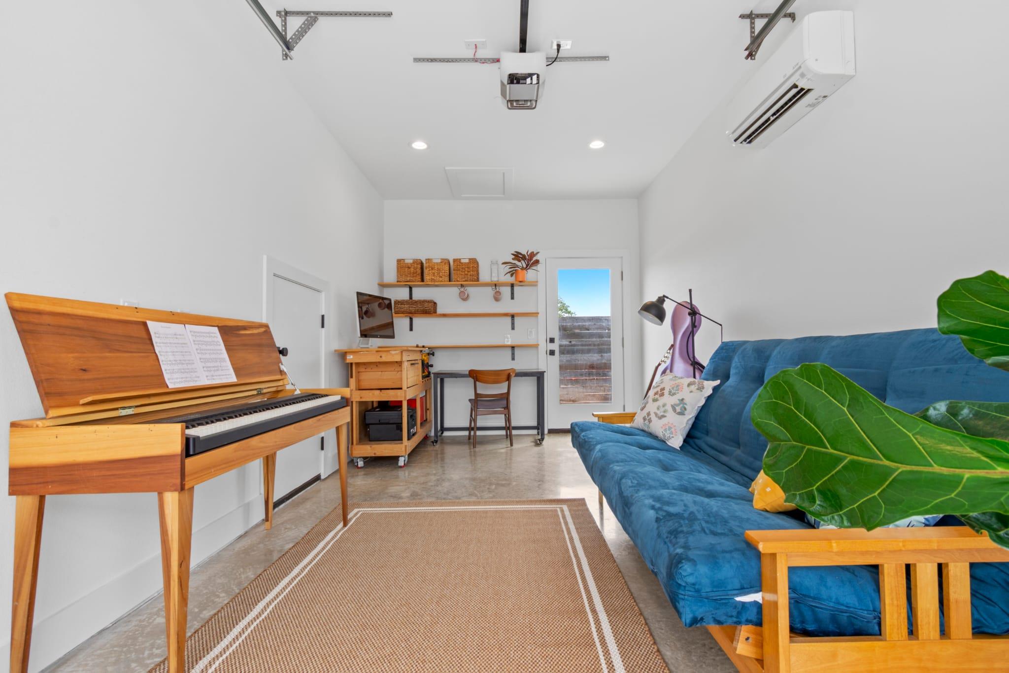 5006 Lott Ave # 2, Austin, TX 78721