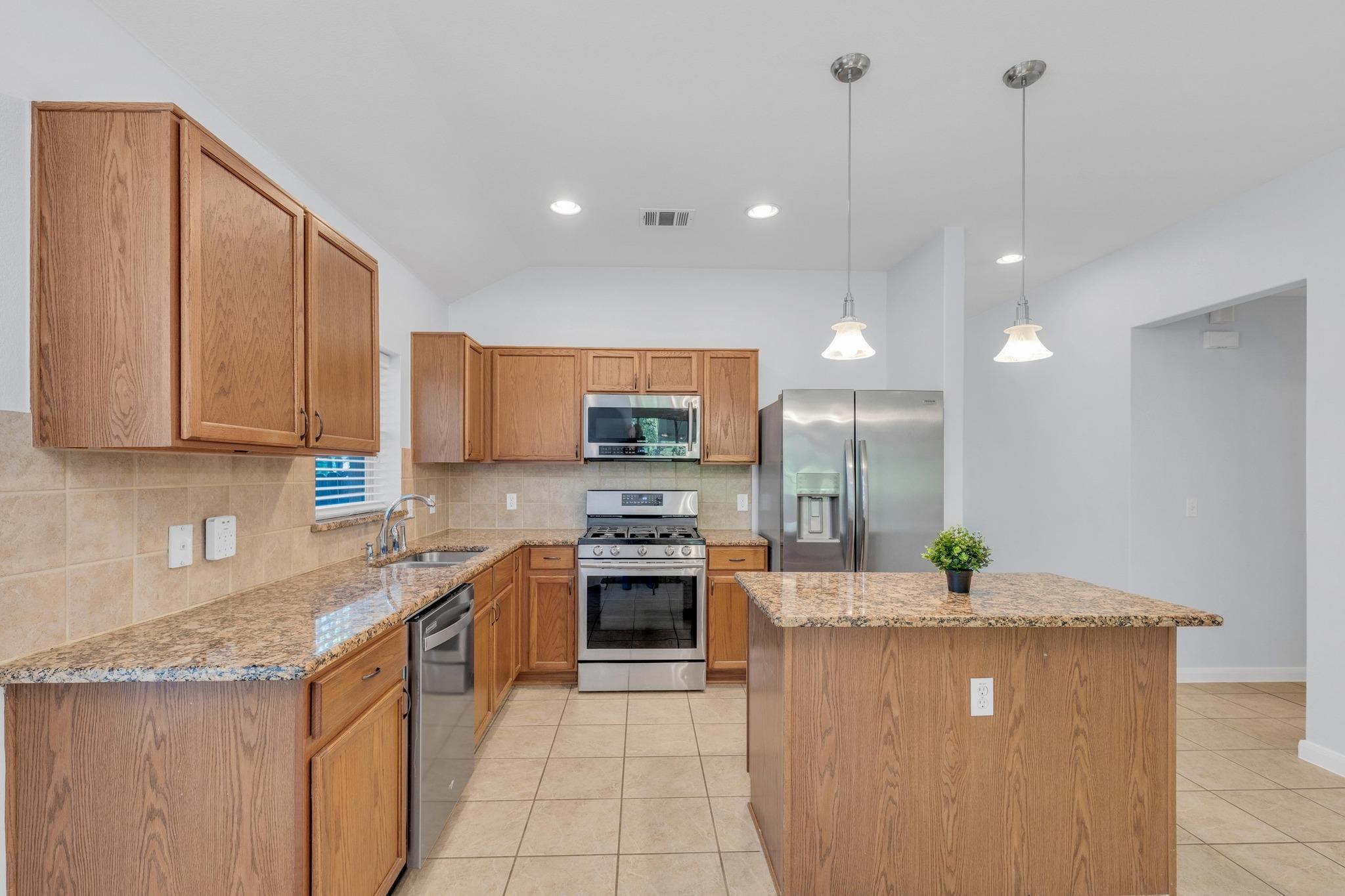 1908 Paradise Ridge Dr, Round Rock, TX 78665