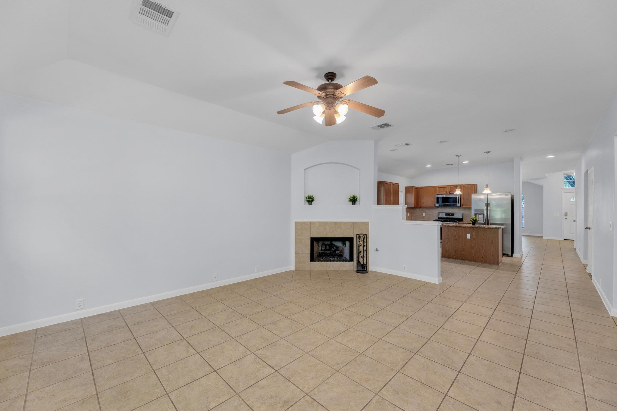 1908 Paradise Ridge Dr, Round Rock, TX 78665