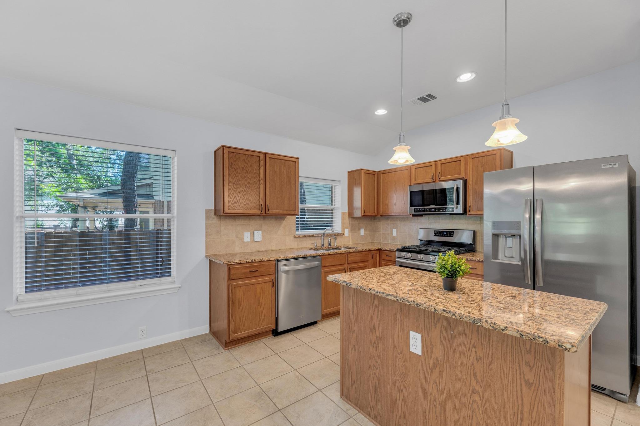 1908 Paradise Ridge Dr, Round Rock, TX 78665