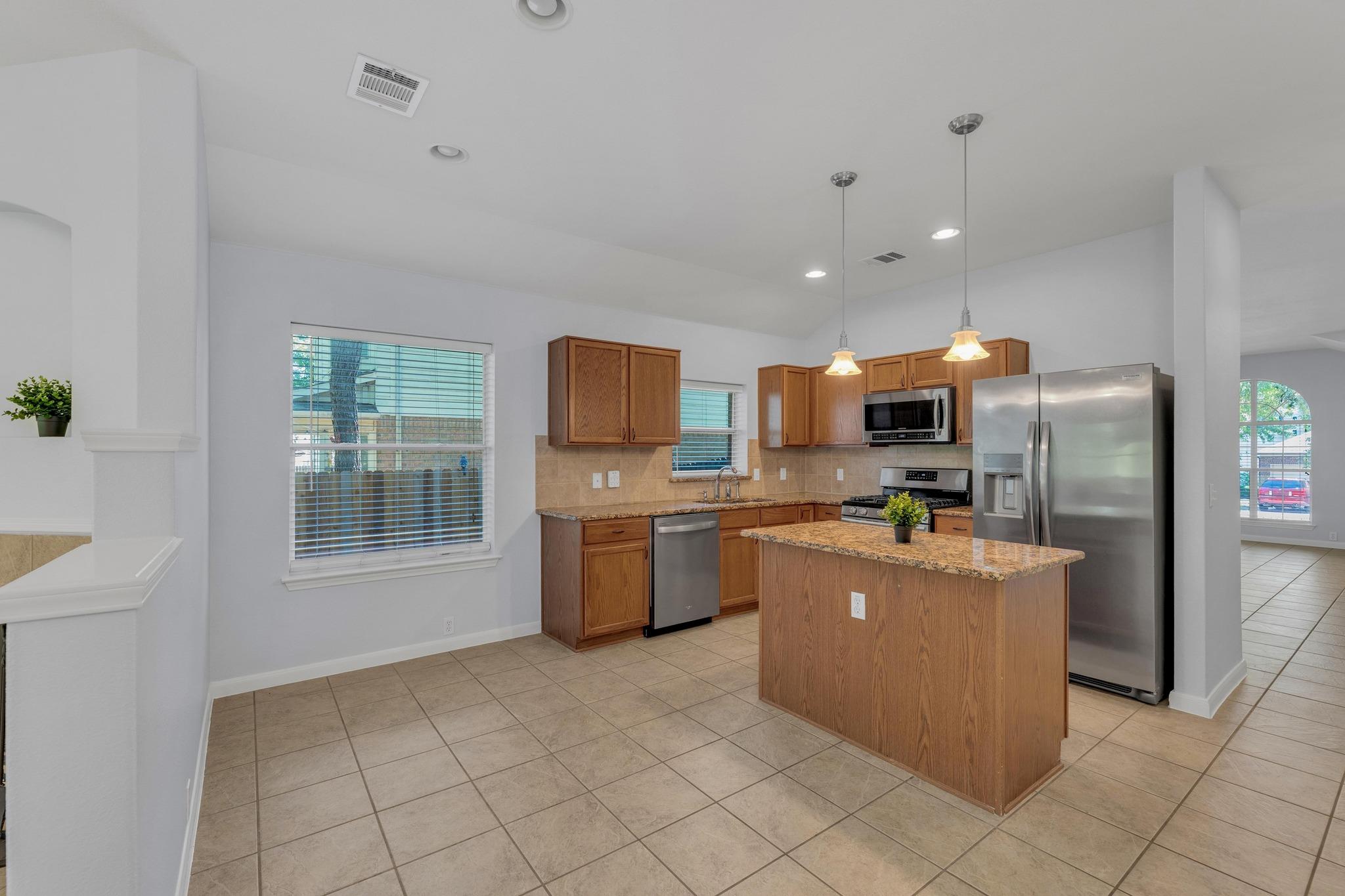 1908 Paradise Ridge Dr, Round Rock, TX 78665