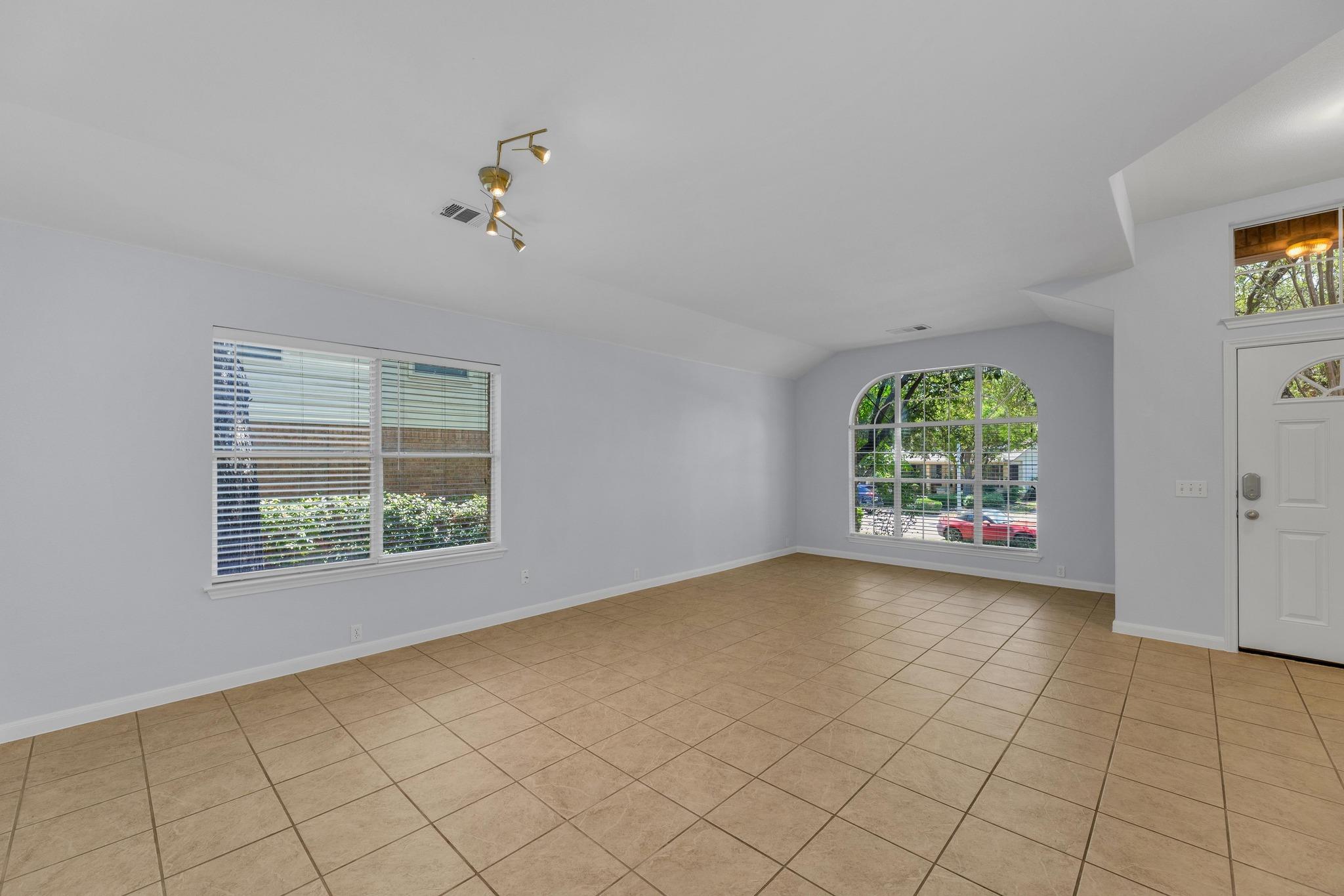 1908 Paradise Ridge Dr, Round Rock, TX 78665