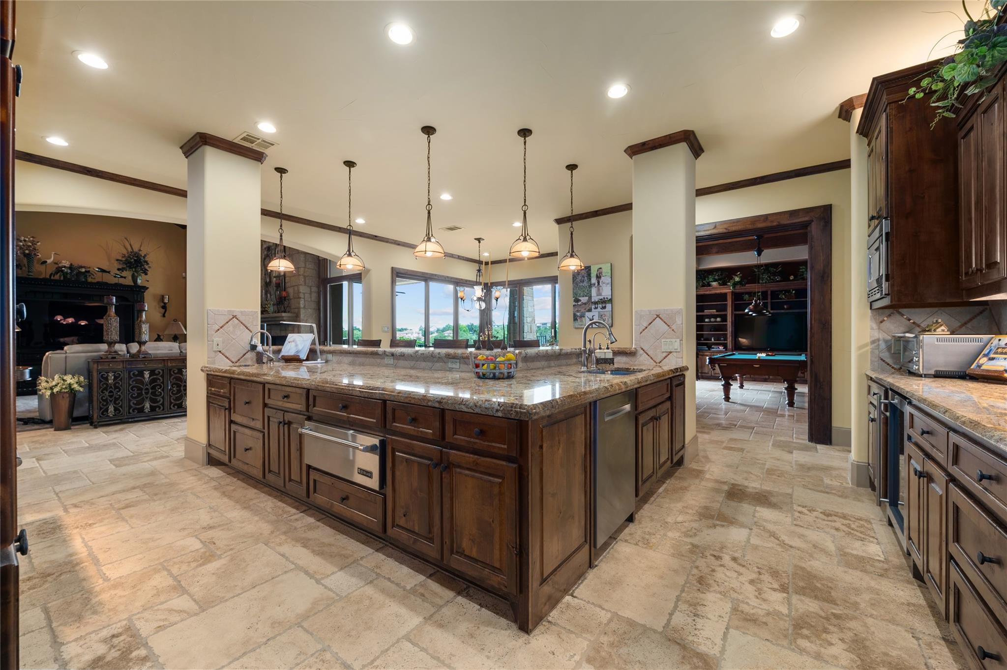 104 PORTO CIMA Ct, Austin, TX 78738