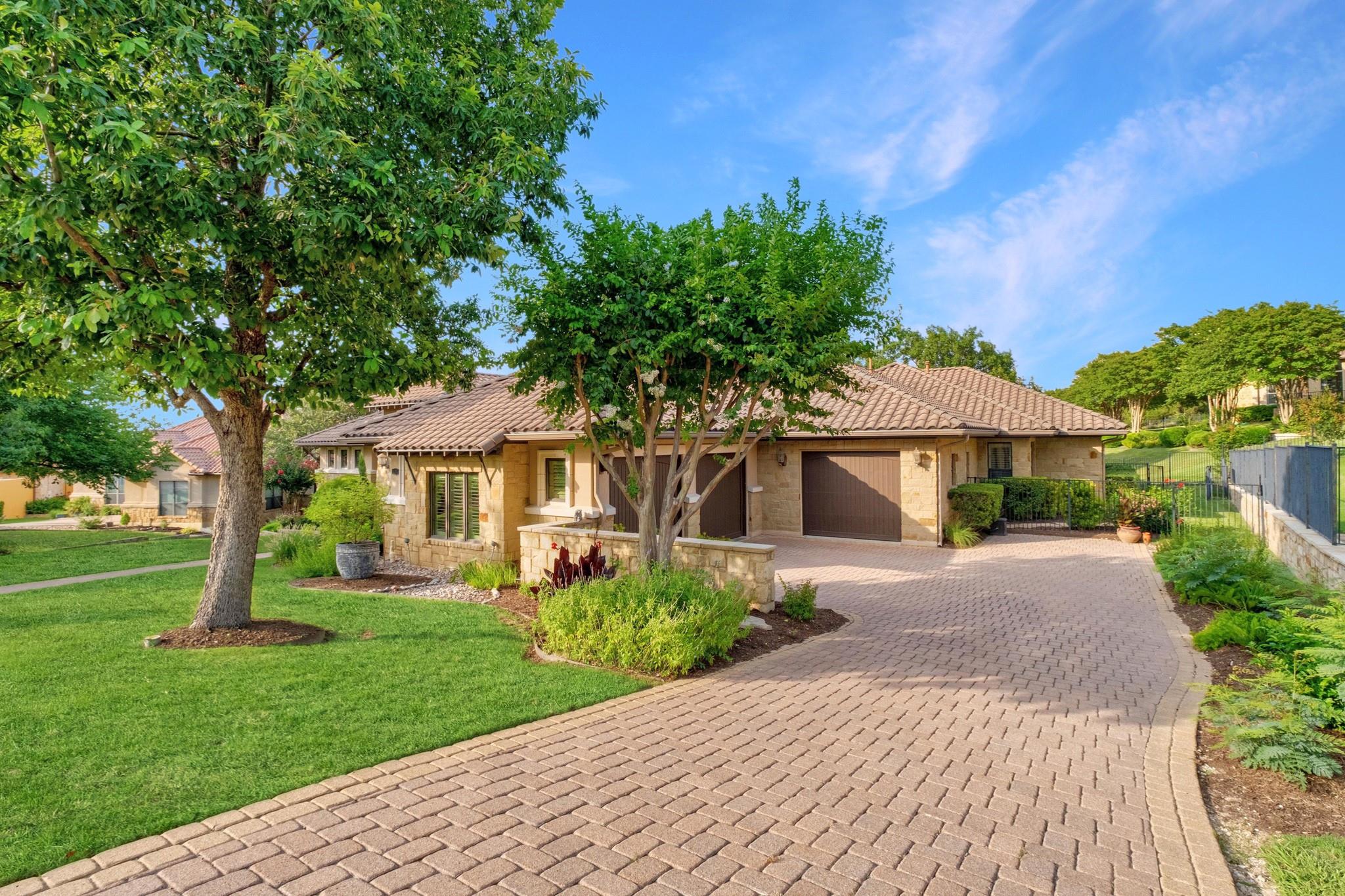 104 PORTO CIMA Ct, Austin, TX 78738