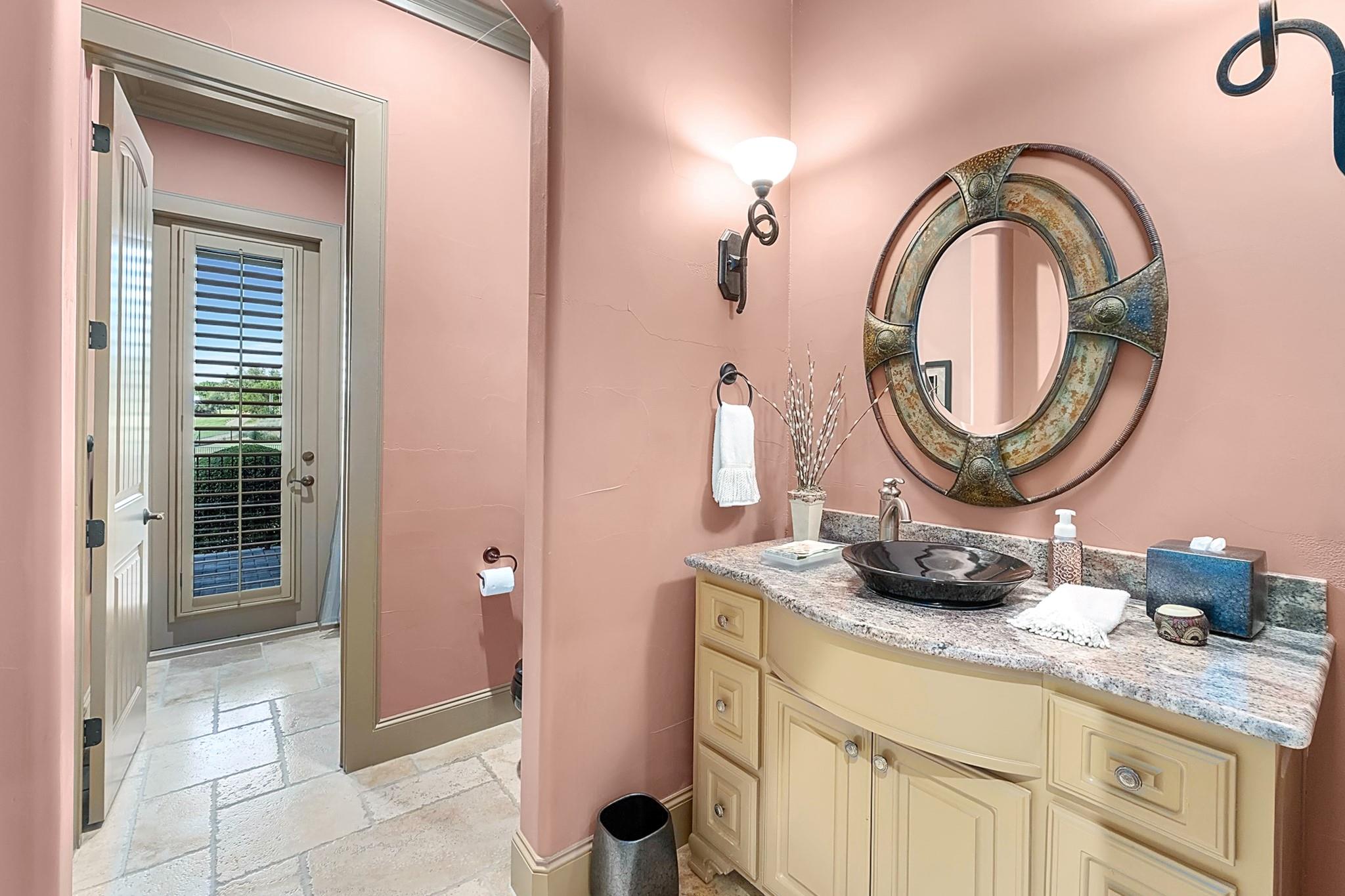 104 PORTO CIMA Ct, Austin, TX 78738