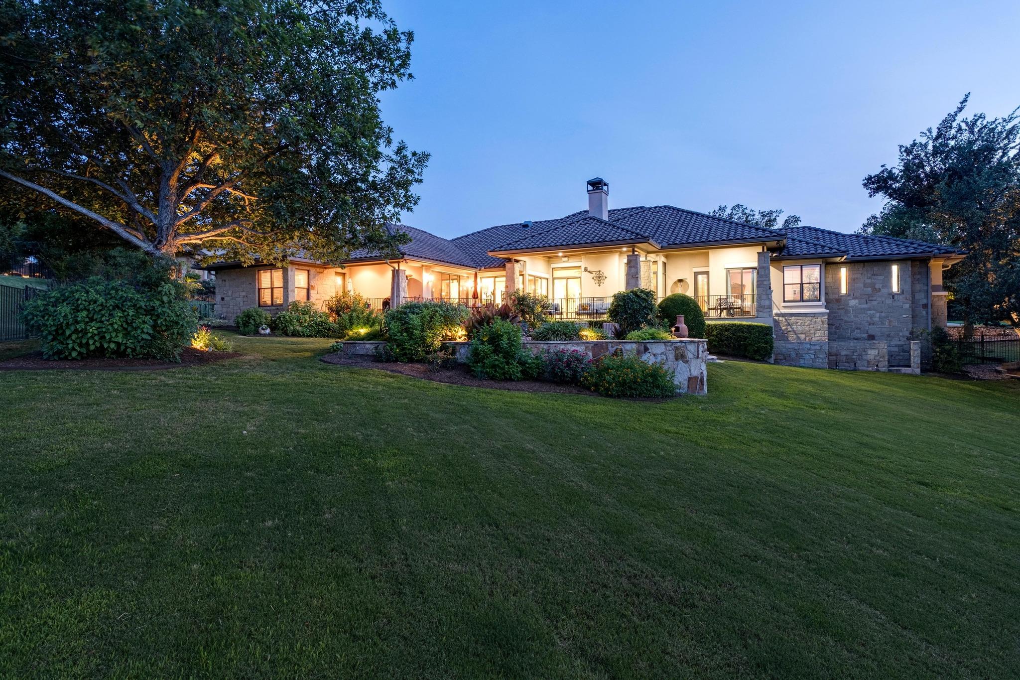 104 PORTO CIMA Ct, Austin, TX 78738