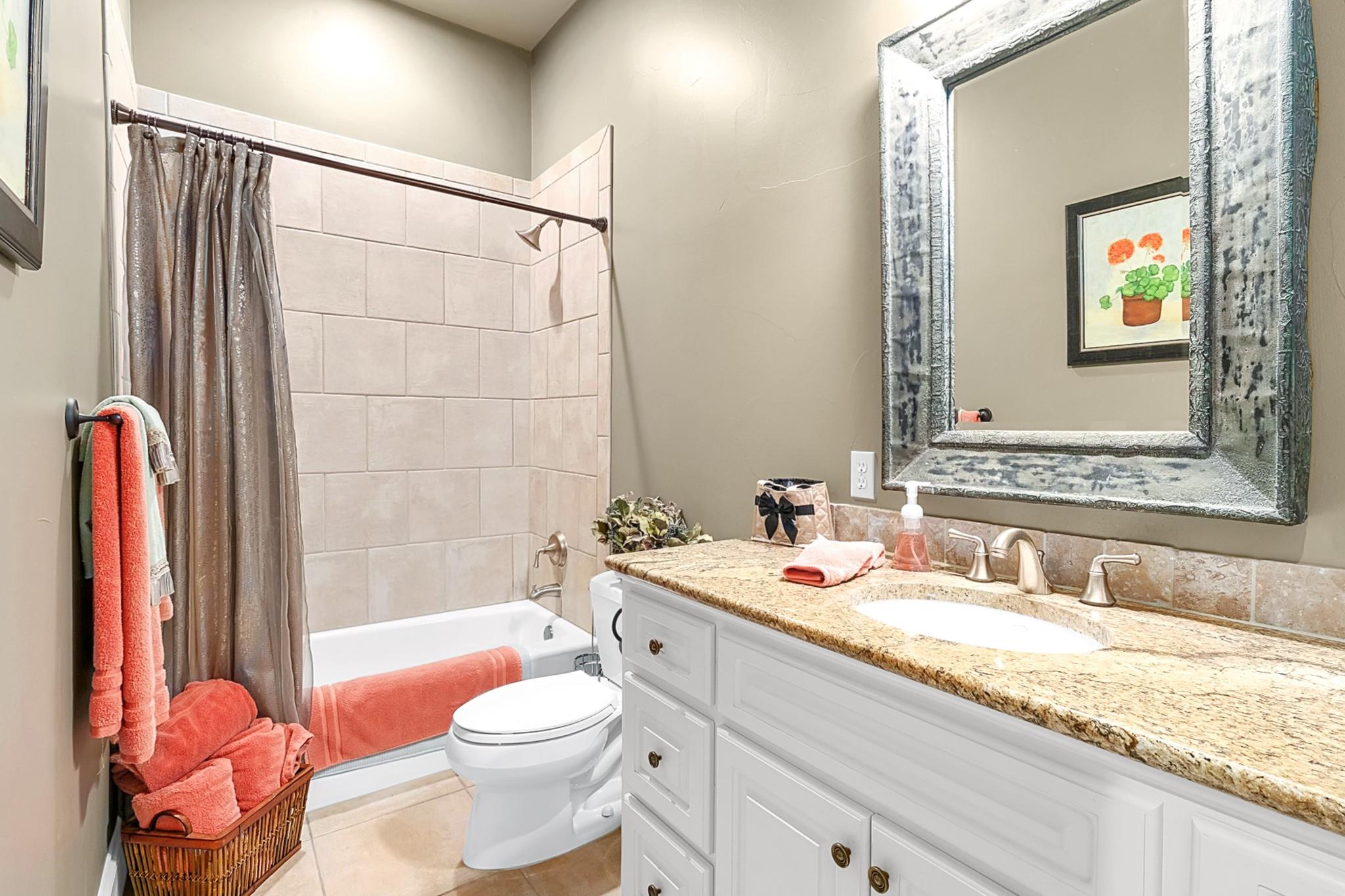 104 PORTO CIMA Ct, Austin, TX 78738