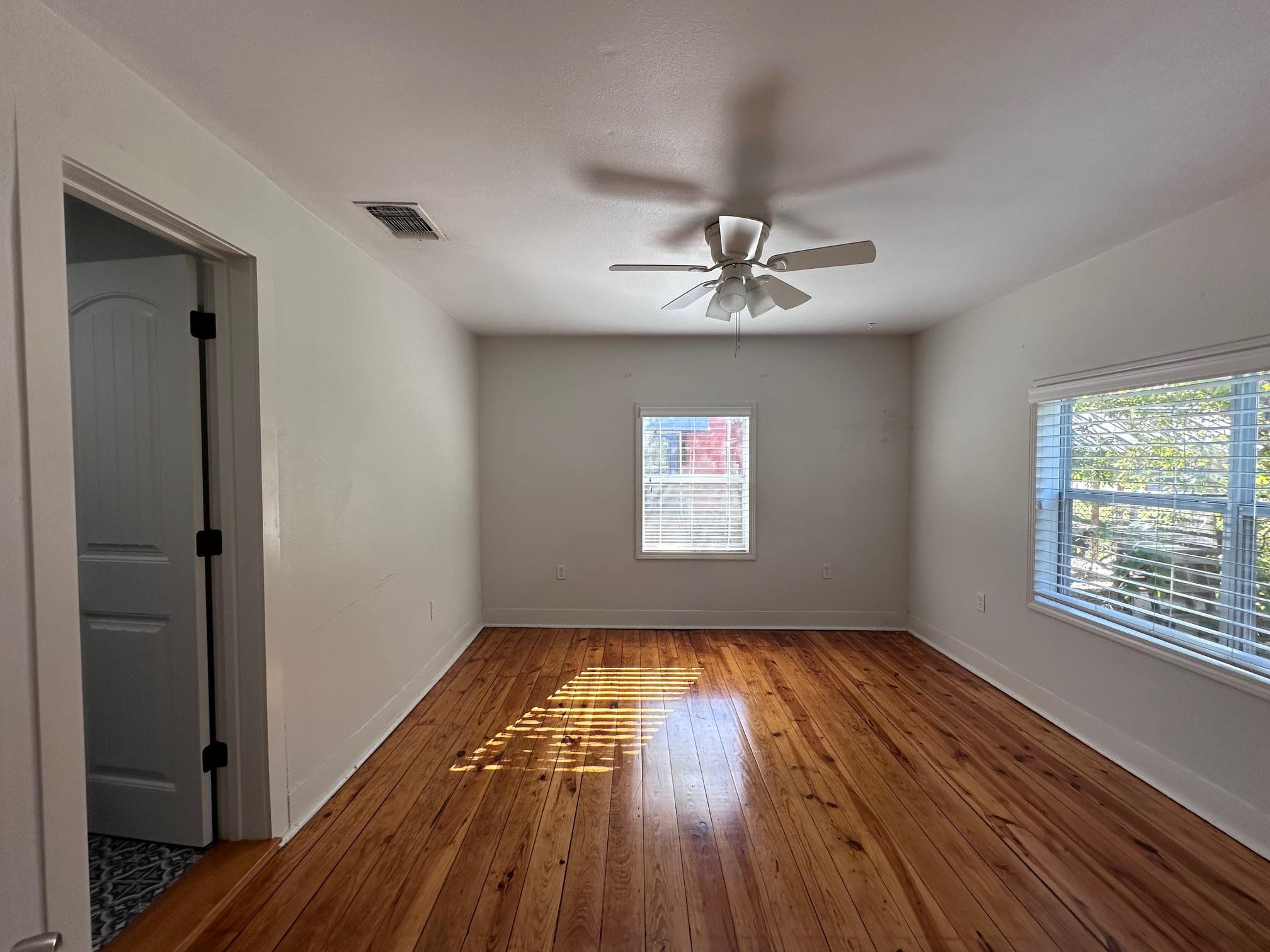 704 Jefferson St, Bastrop, TX 78602