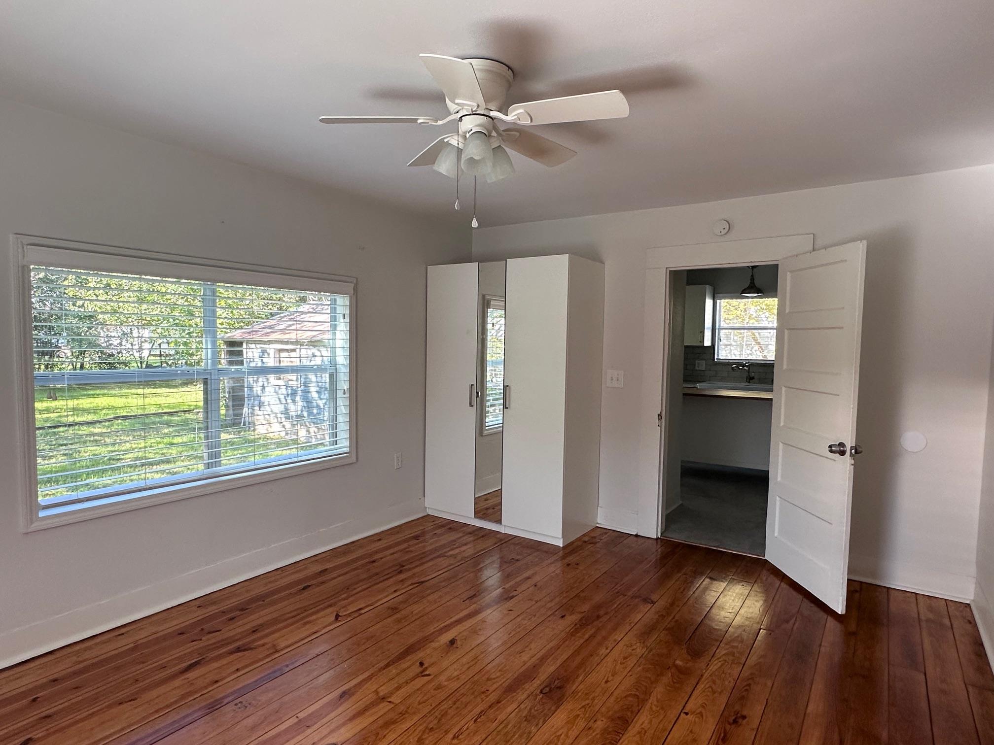 704 Jefferson St, Bastrop, TX 78602