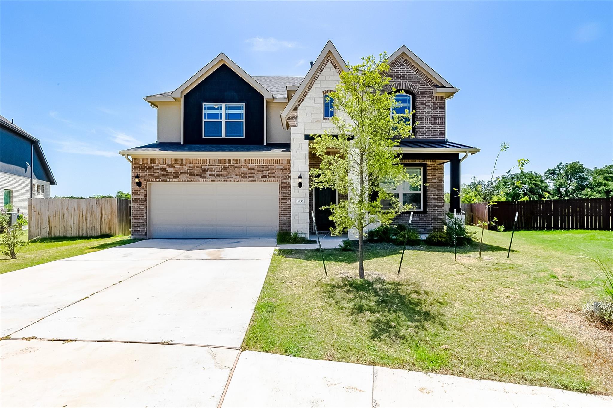 1900 Mariann Dr, Leander, TX 78641