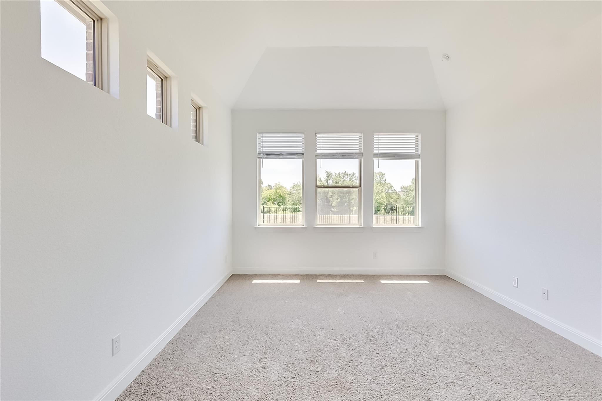 1900 Mariann Dr, Leander, TX 78641