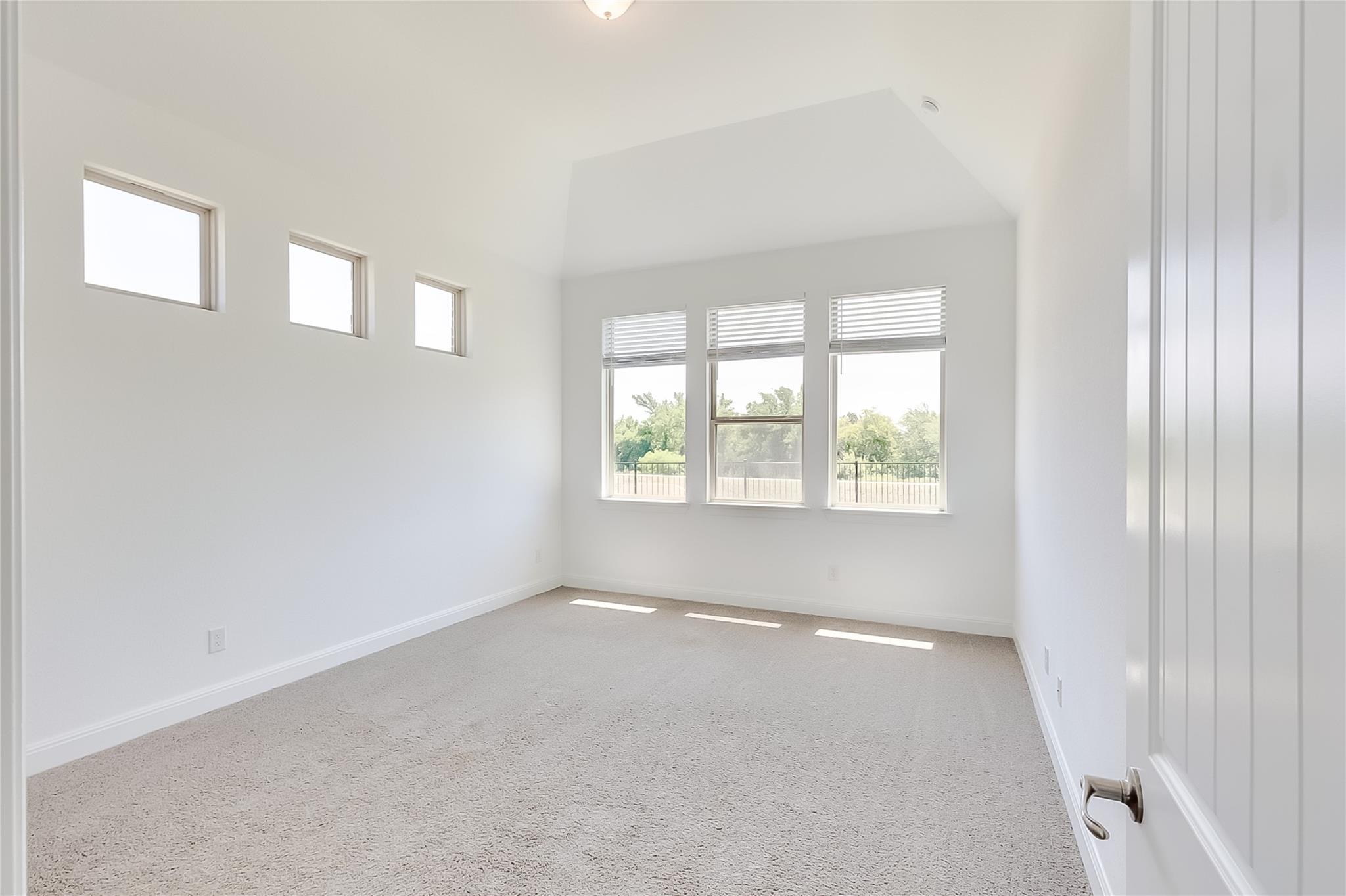 1900 Mariann Dr, Leander, TX 78641