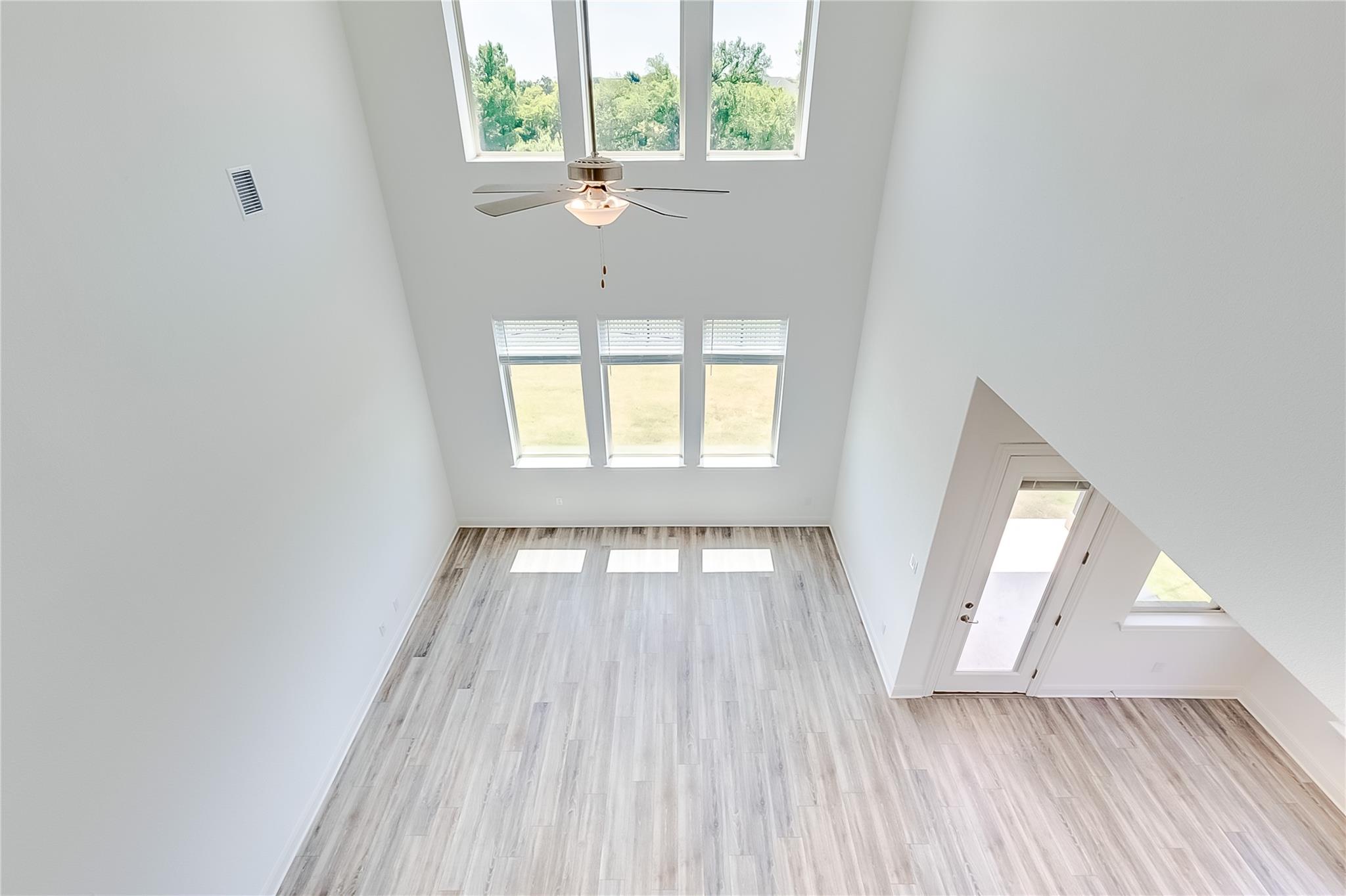 1900 Mariann Dr, Leander, TX 78641