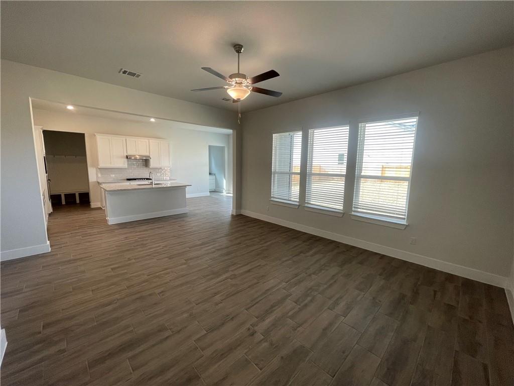 151 Buckle Cv, Kyle, TX 78640
