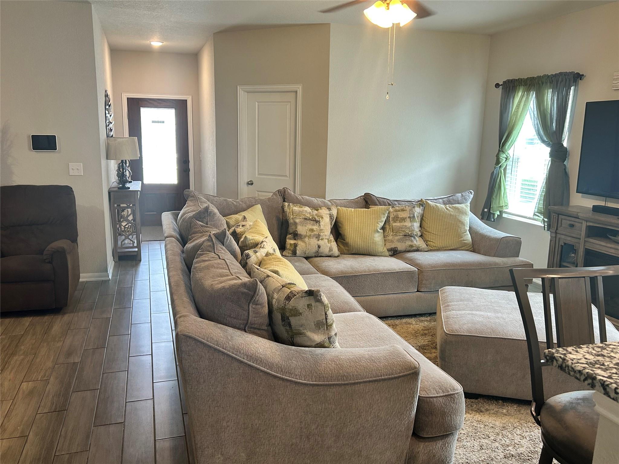 520 Warlander Way, Georgetown, TX 78626