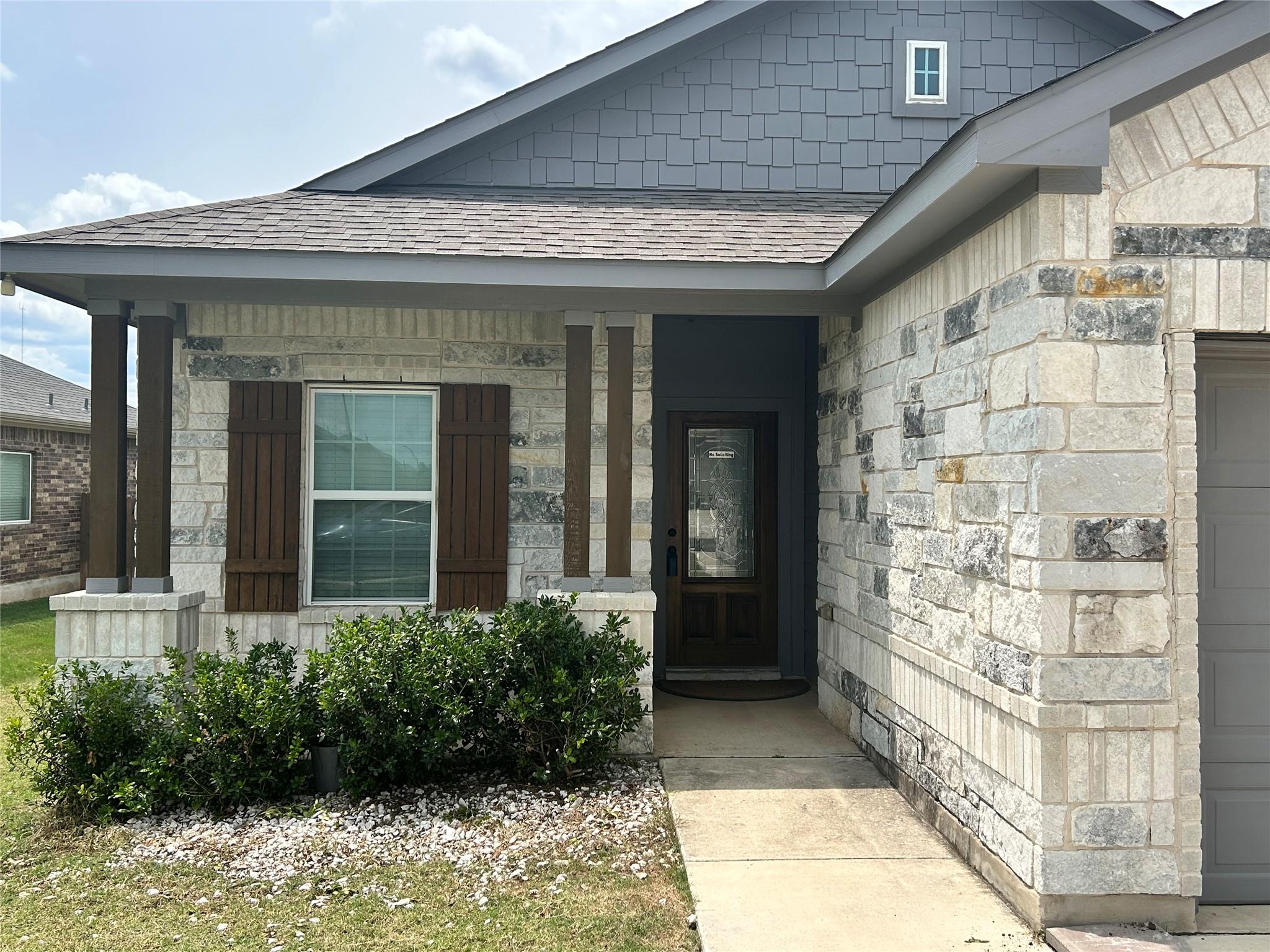 520 Warlander Way, Georgetown, TX 78626
