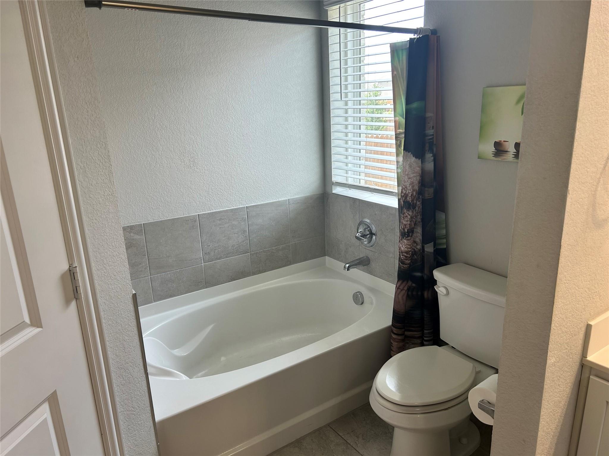 520 Warlander Way, Georgetown, TX 78626