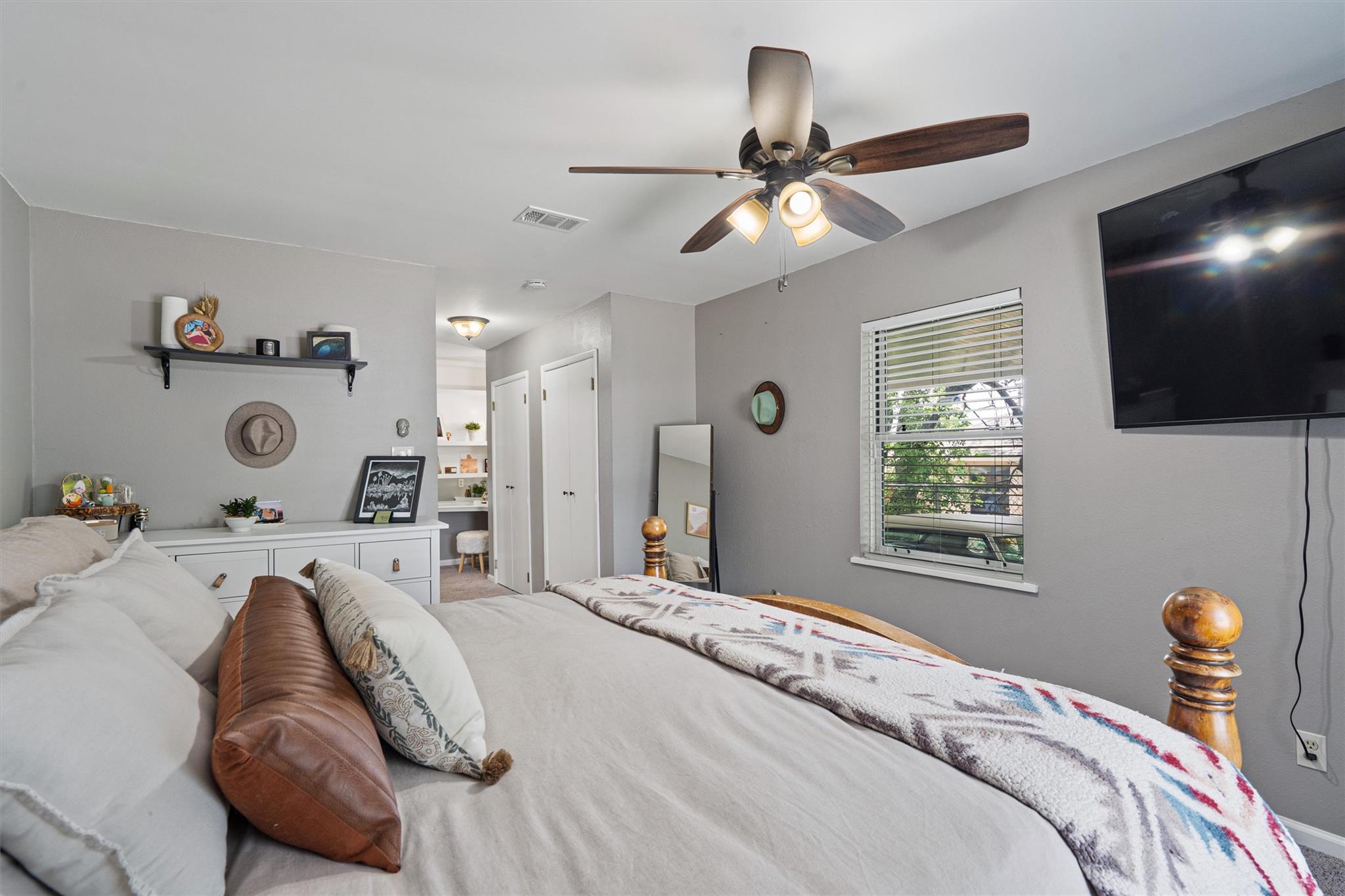 21446 Lakefront Dr, Lago Vista, TX 78645