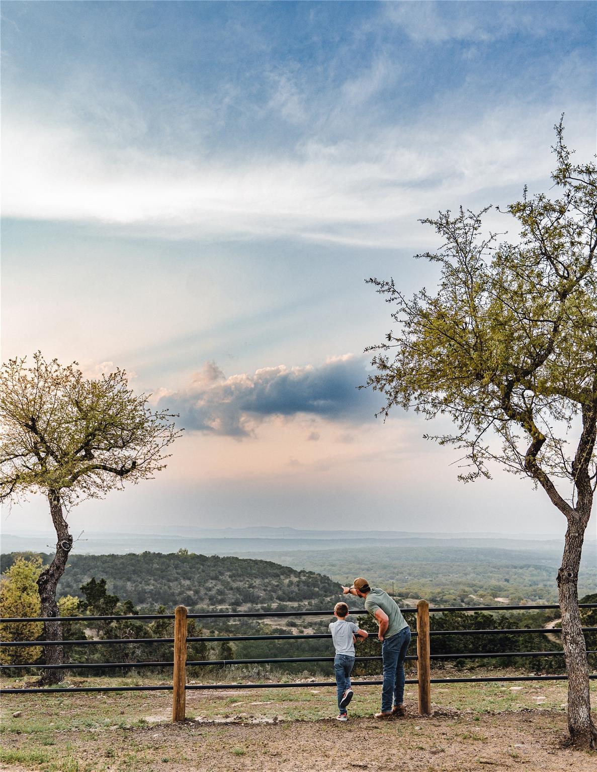 1276 Canyon Crossing Vw, Dripping Springs, TX 78620