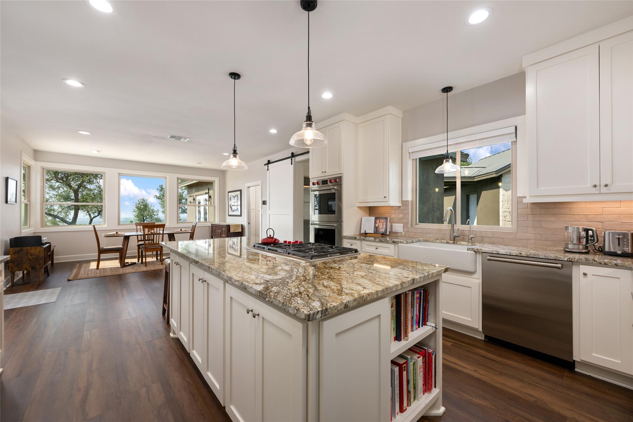 1276 Canyon Crossing Vw, Dripping Springs, TX 78620