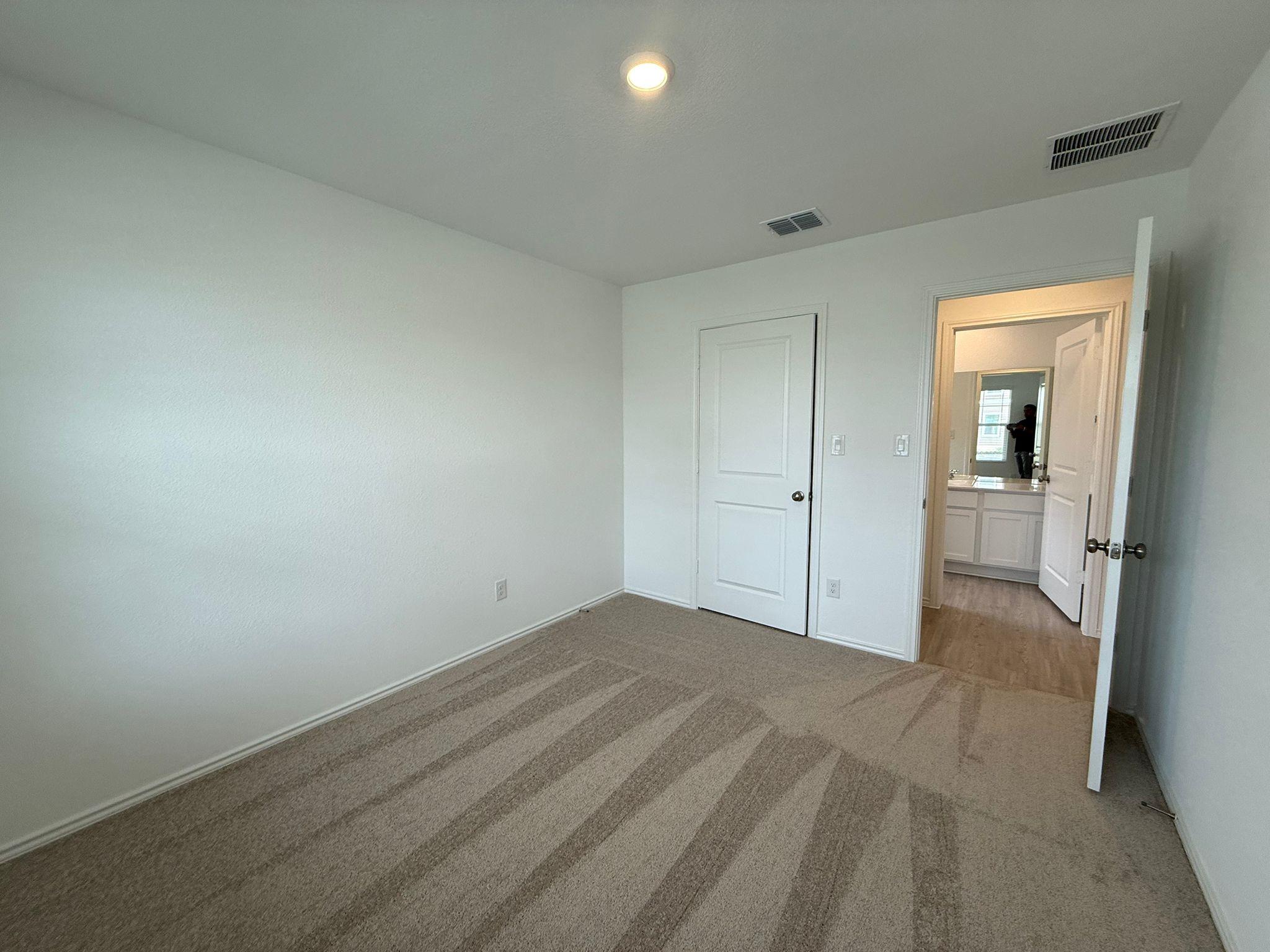 609 Avre Loop, Kyle, TX 78640