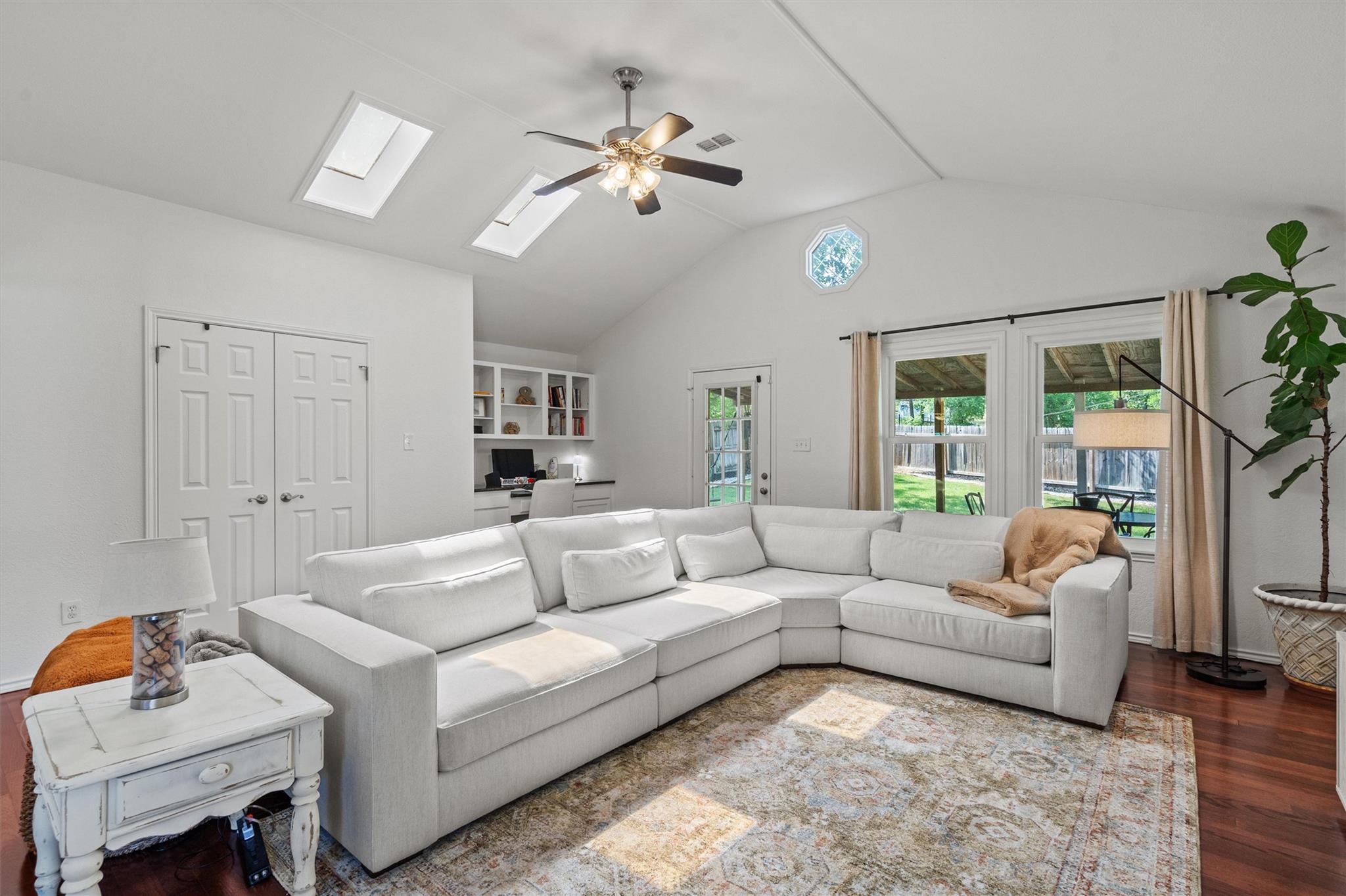 8804 Peppergrass Cv, Austin, TX 78745