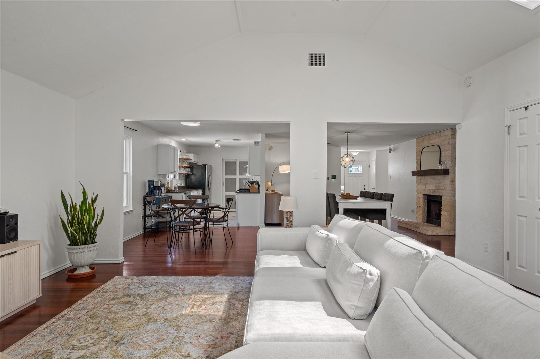 8804 Peppergrass Cv, Austin, TX 78745