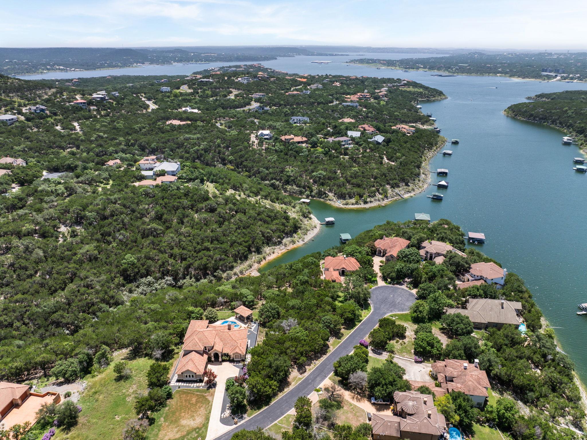 18505 Monet Pointe Dr, Jonestown, TX 78645