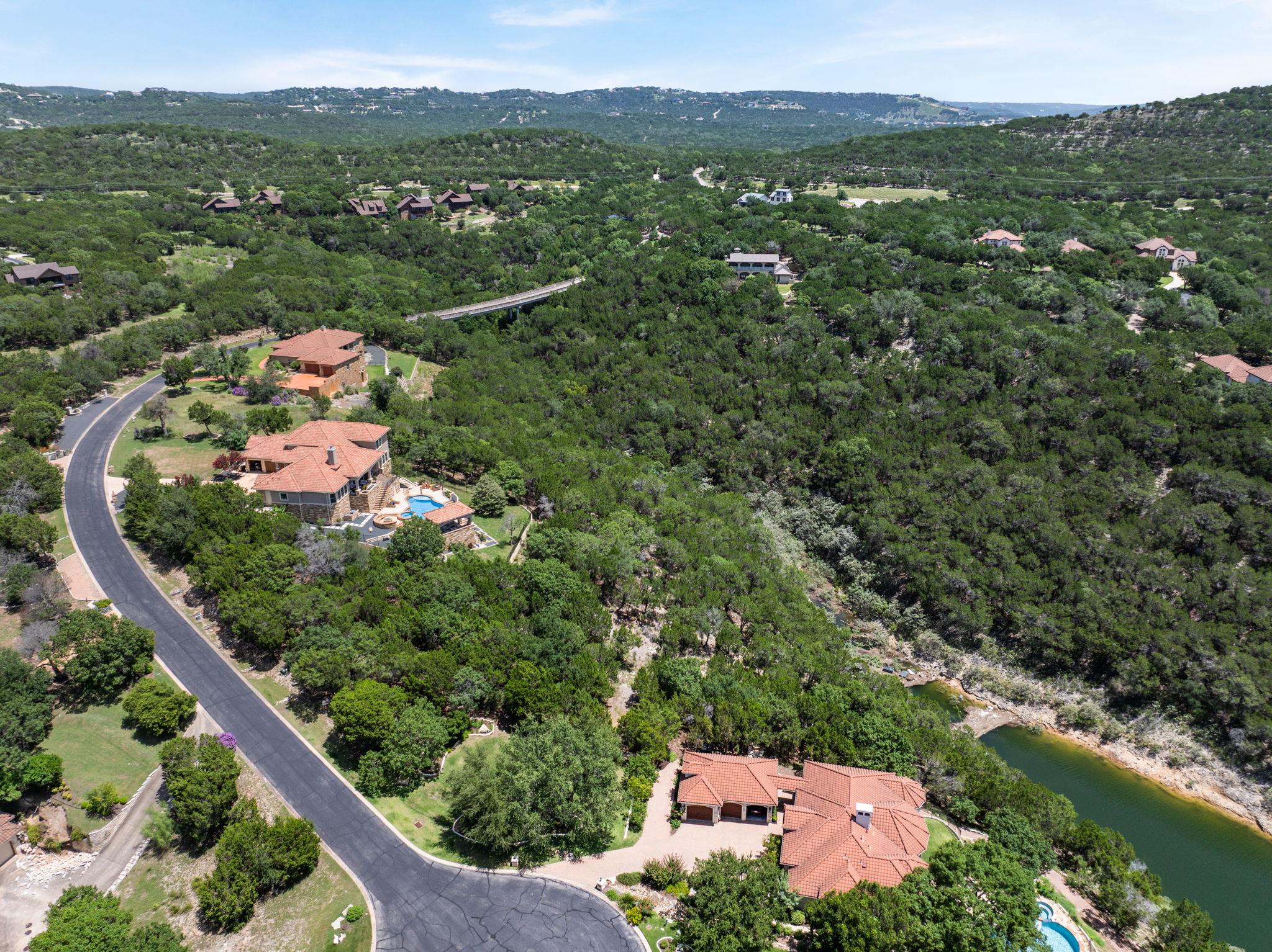 18505 Monet Pointe Dr, Jonestown, TX 78645