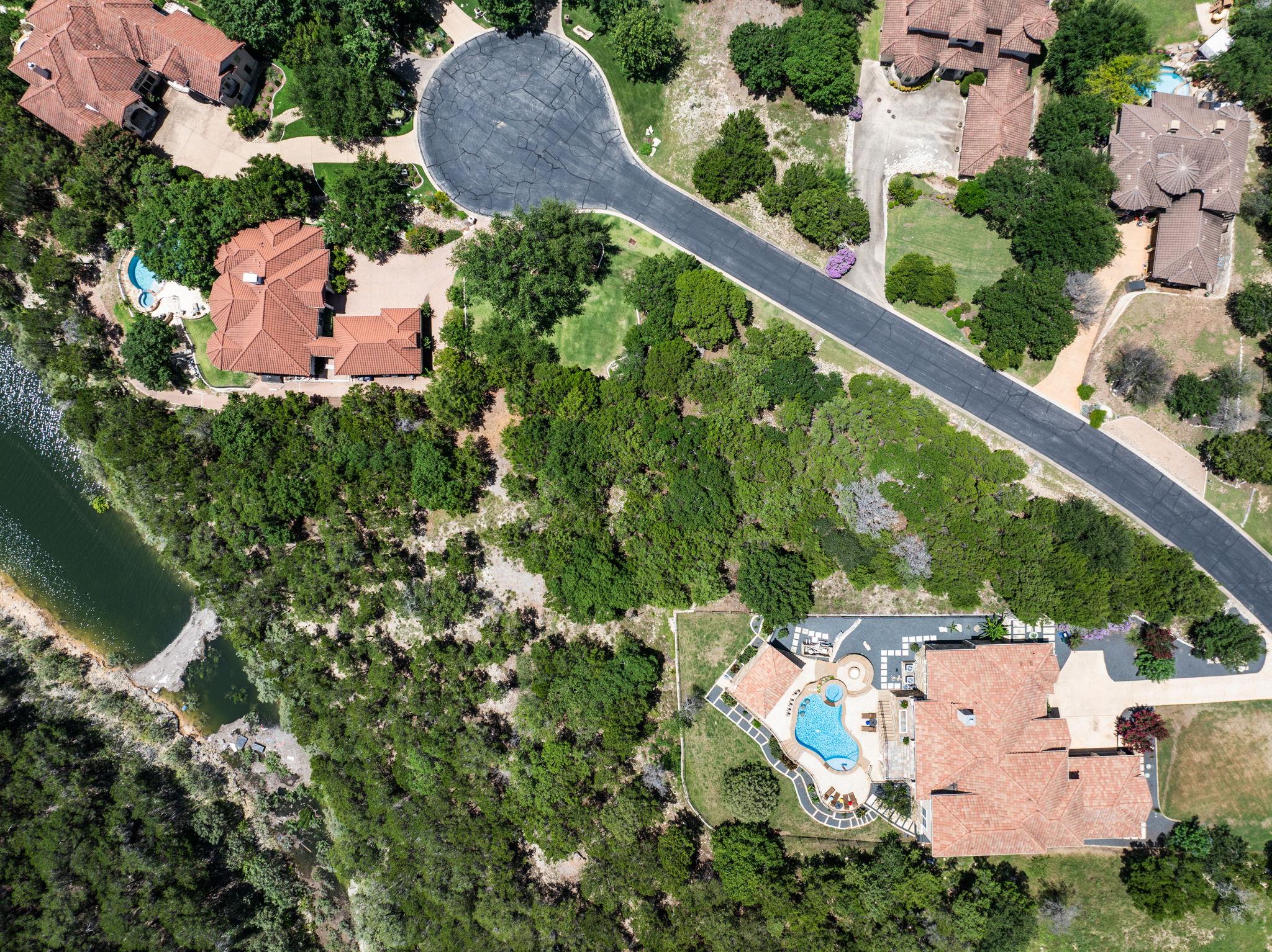 18505 Monet Pointe Dr, Jonestown, TX 78645