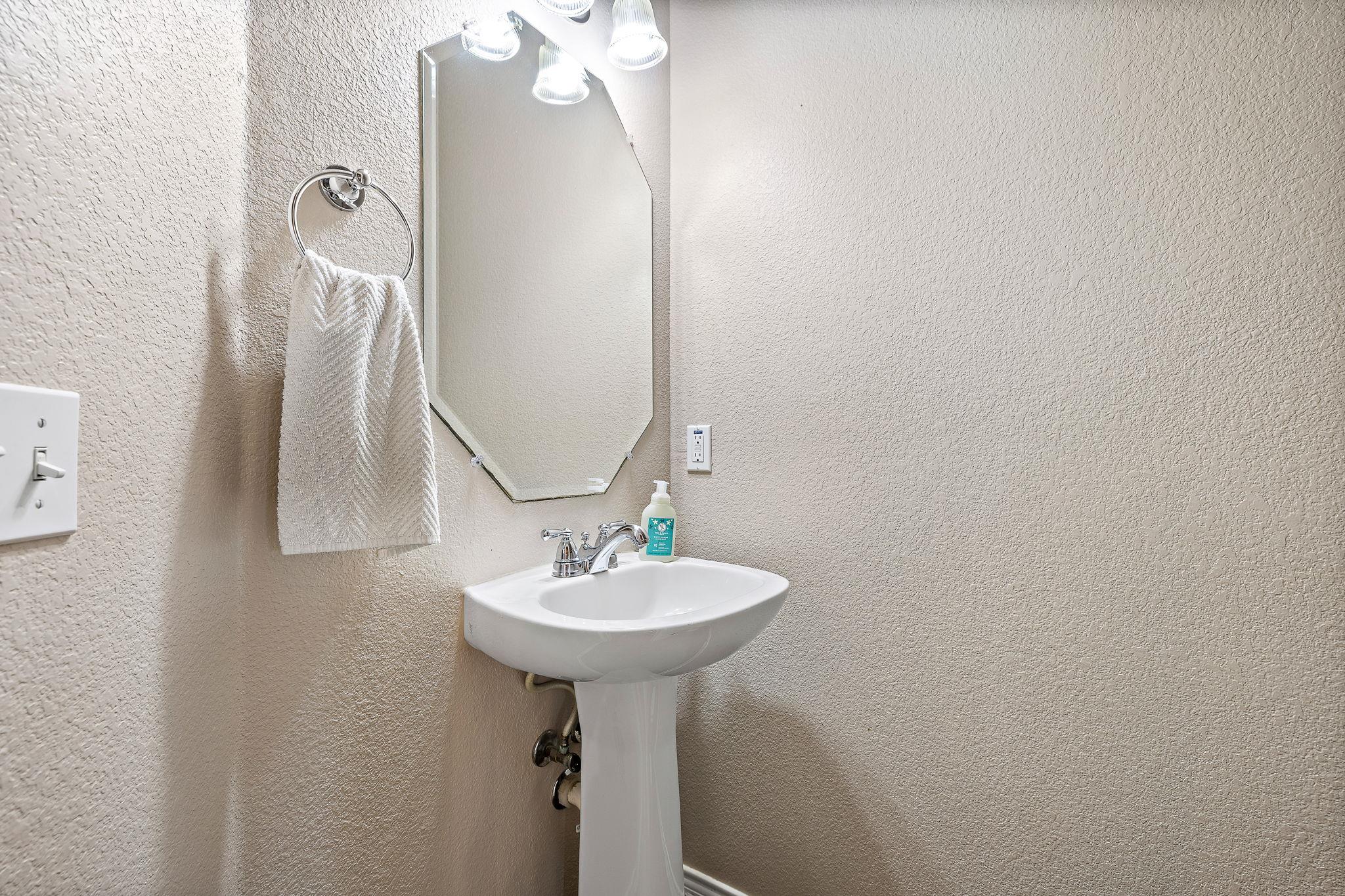 1518 Foppiano Loop, Round Rock, TX 78665