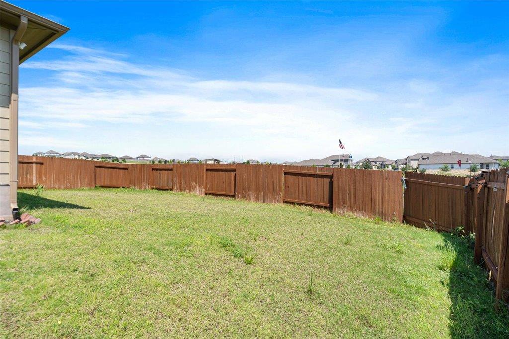 6516 Rounded Pebble Ln, Buda, TX 78610