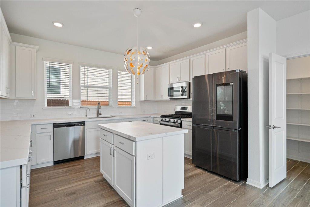 6516 Rounded Pebble Ln, Buda, TX 78610