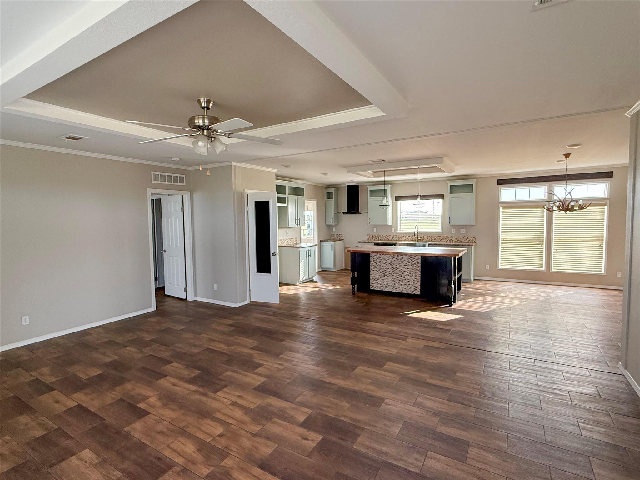 128 Dockal Dr, Bertram, TX 78605