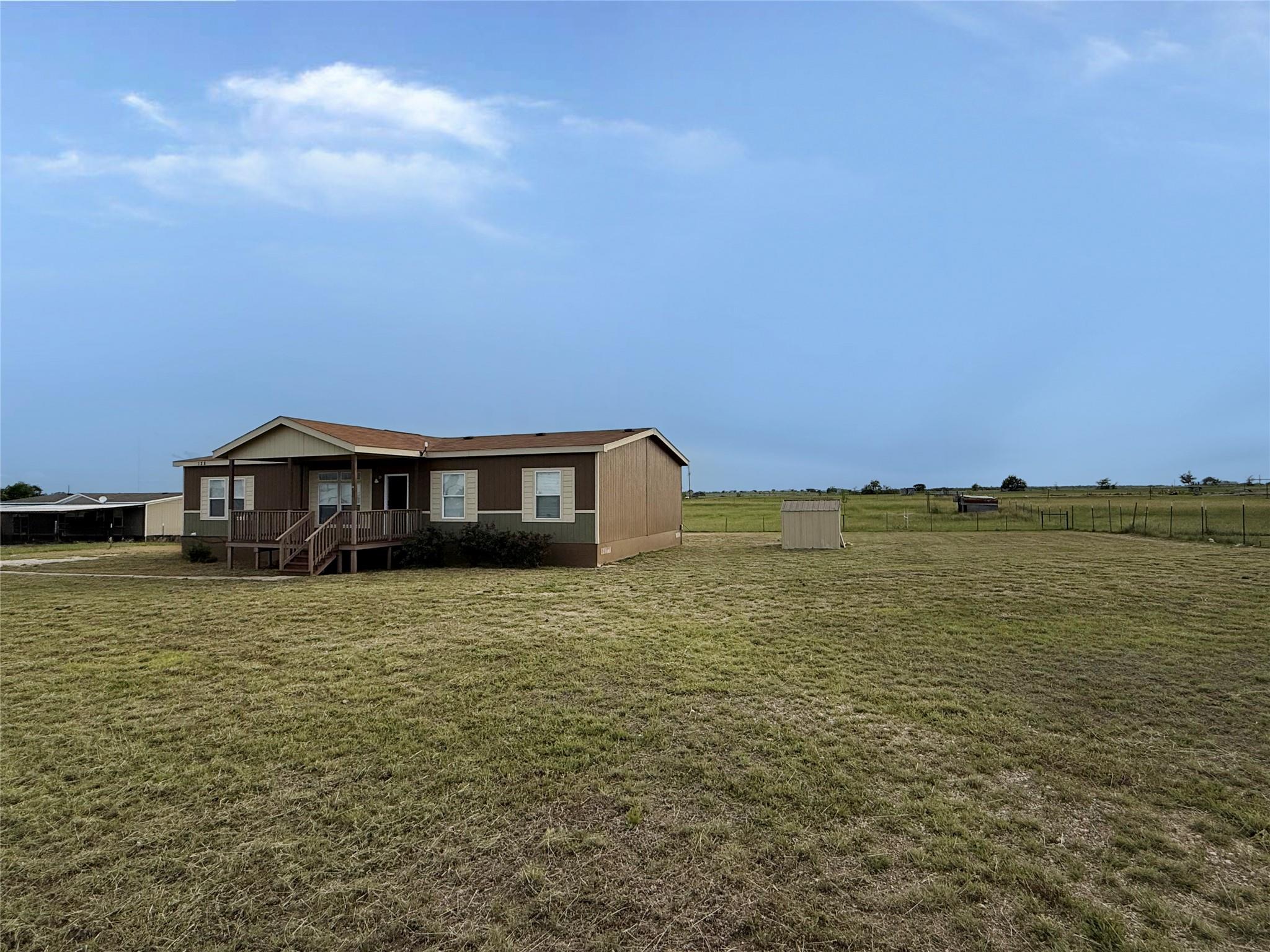 128 Dockal Dr, Bertram, TX 78605