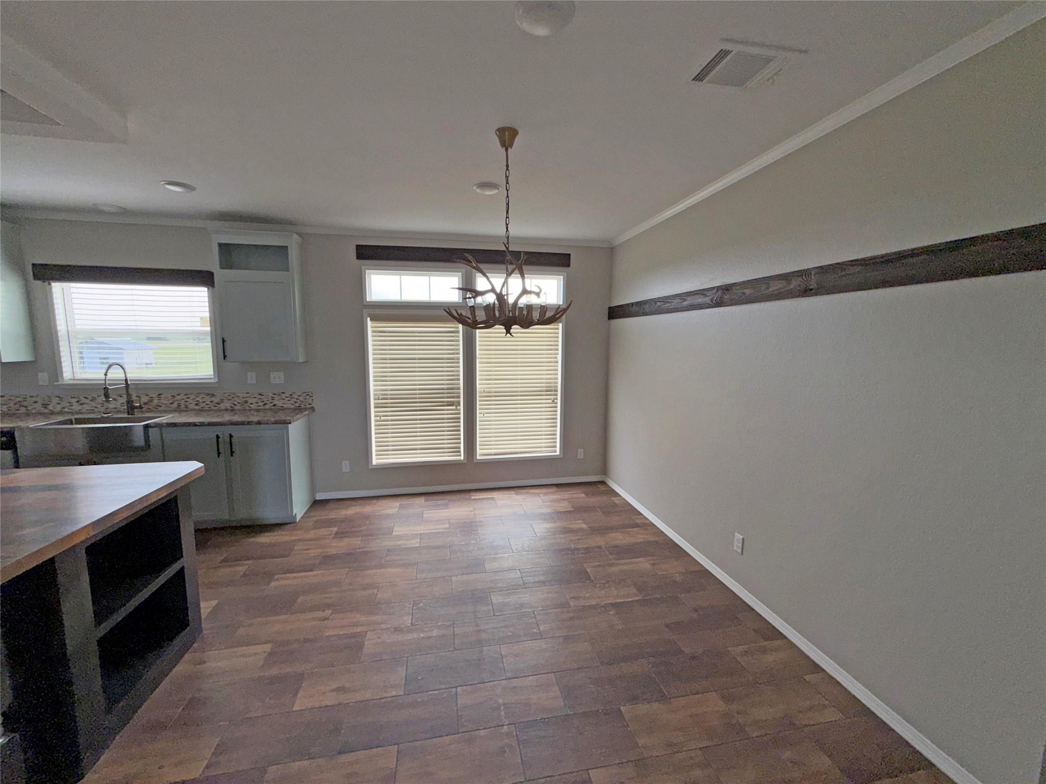 128 Dockal Dr, Bertram, TX 78605