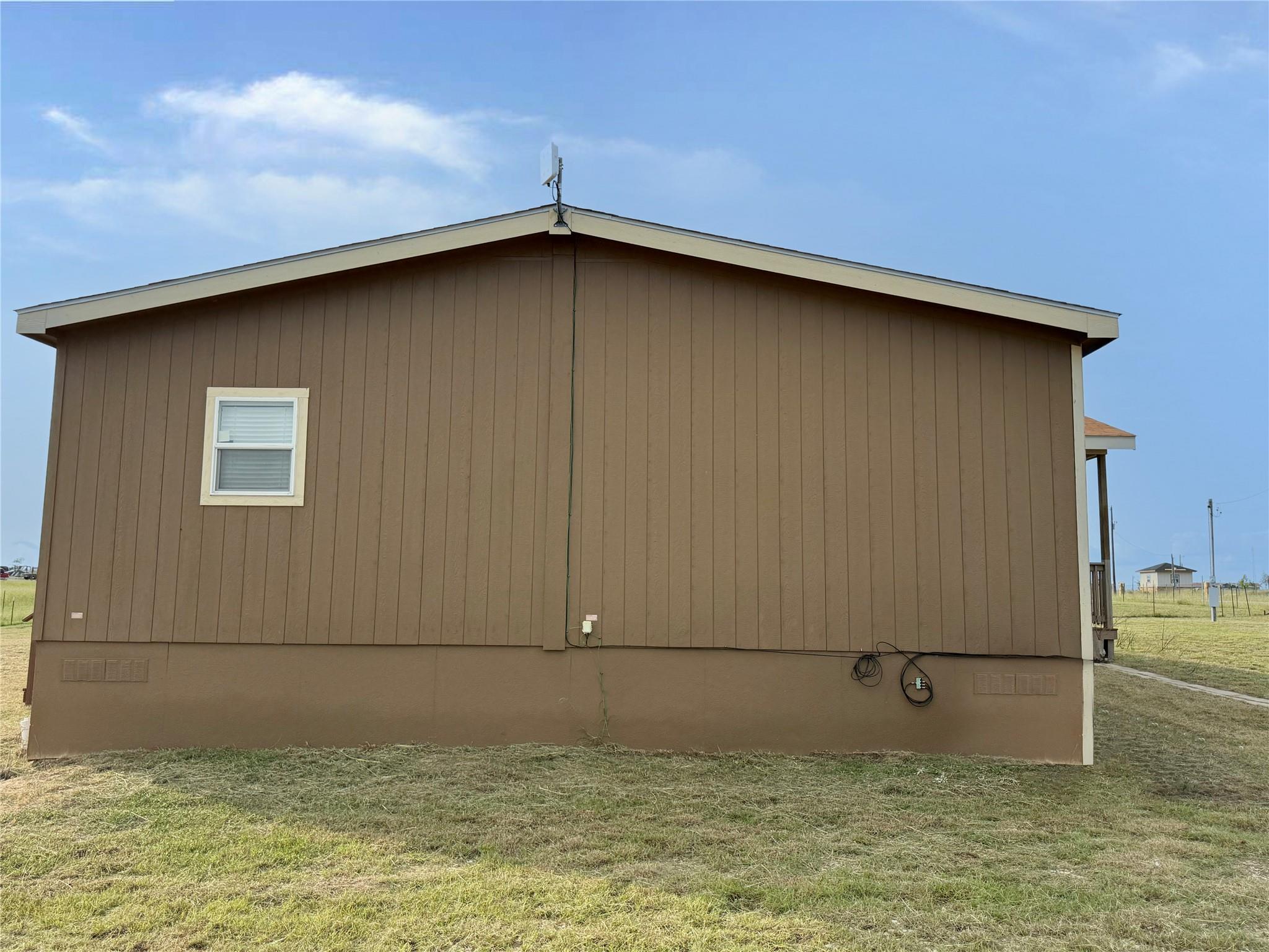128 Dockal Dr, Bertram, TX 78605