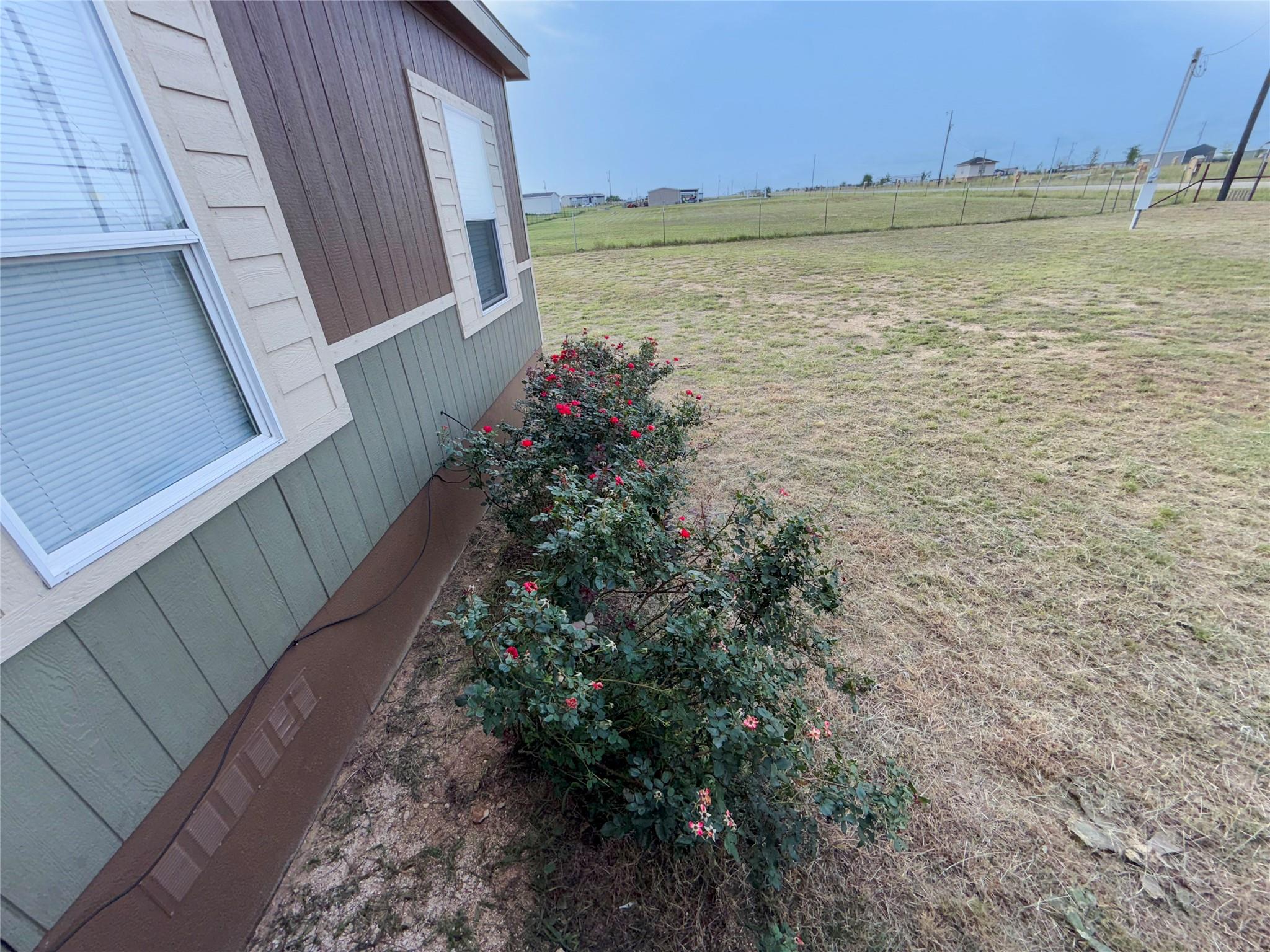 128 Dockal Dr, Bertram, TX 78605