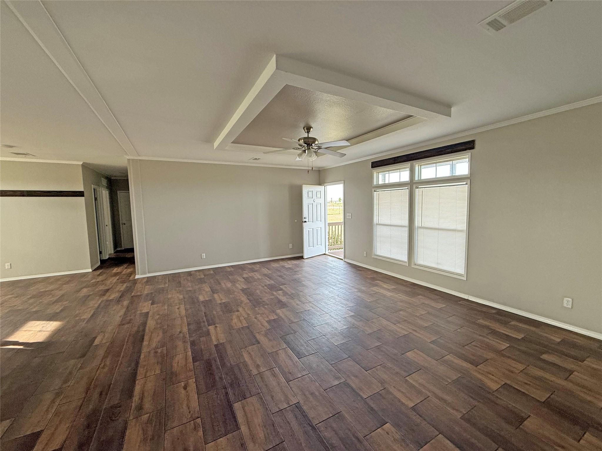 128 Dockal Dr, Bertram, TX 78605