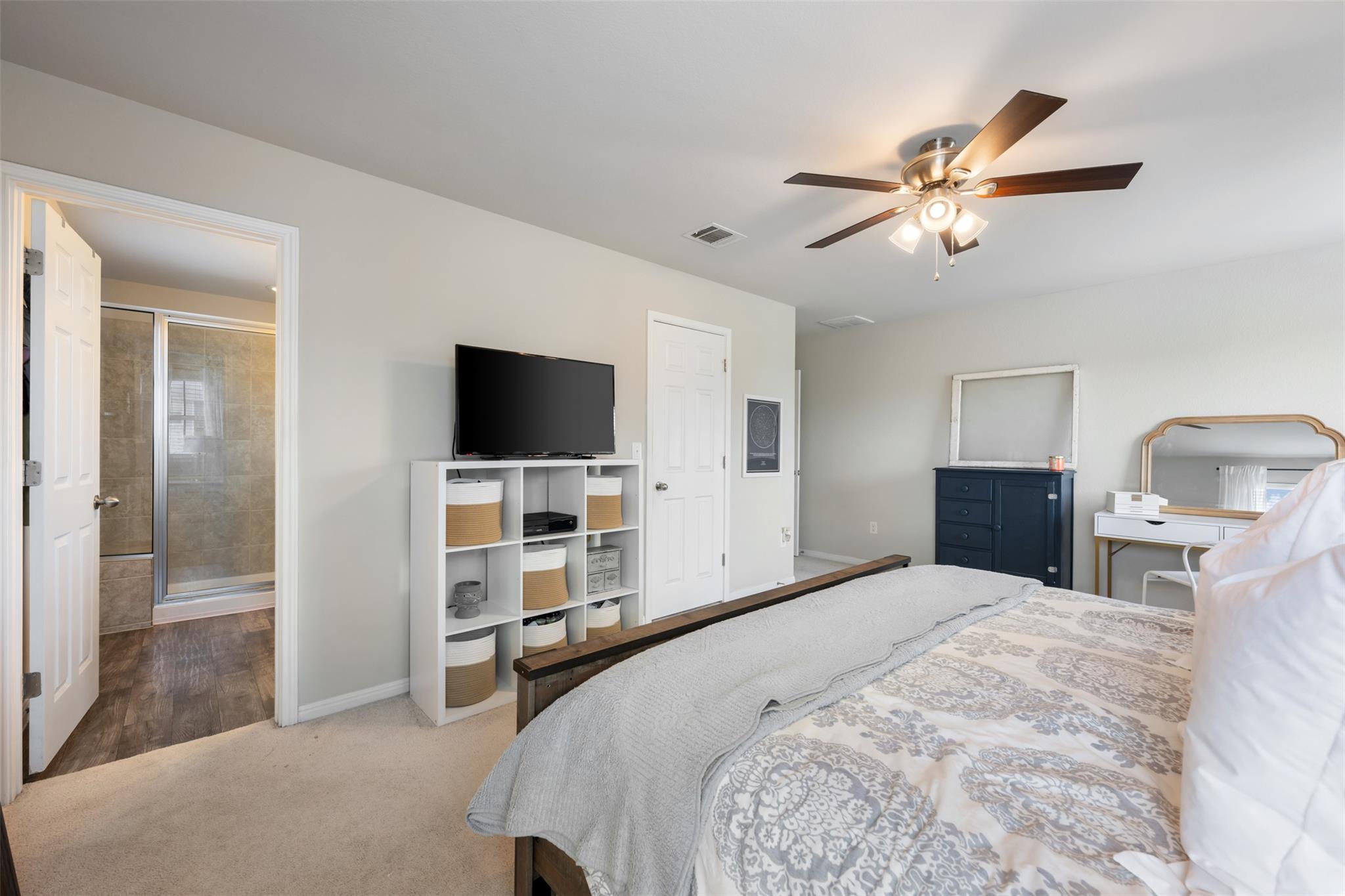 615 Twisted Oaks Ln, Buda, TX 78610