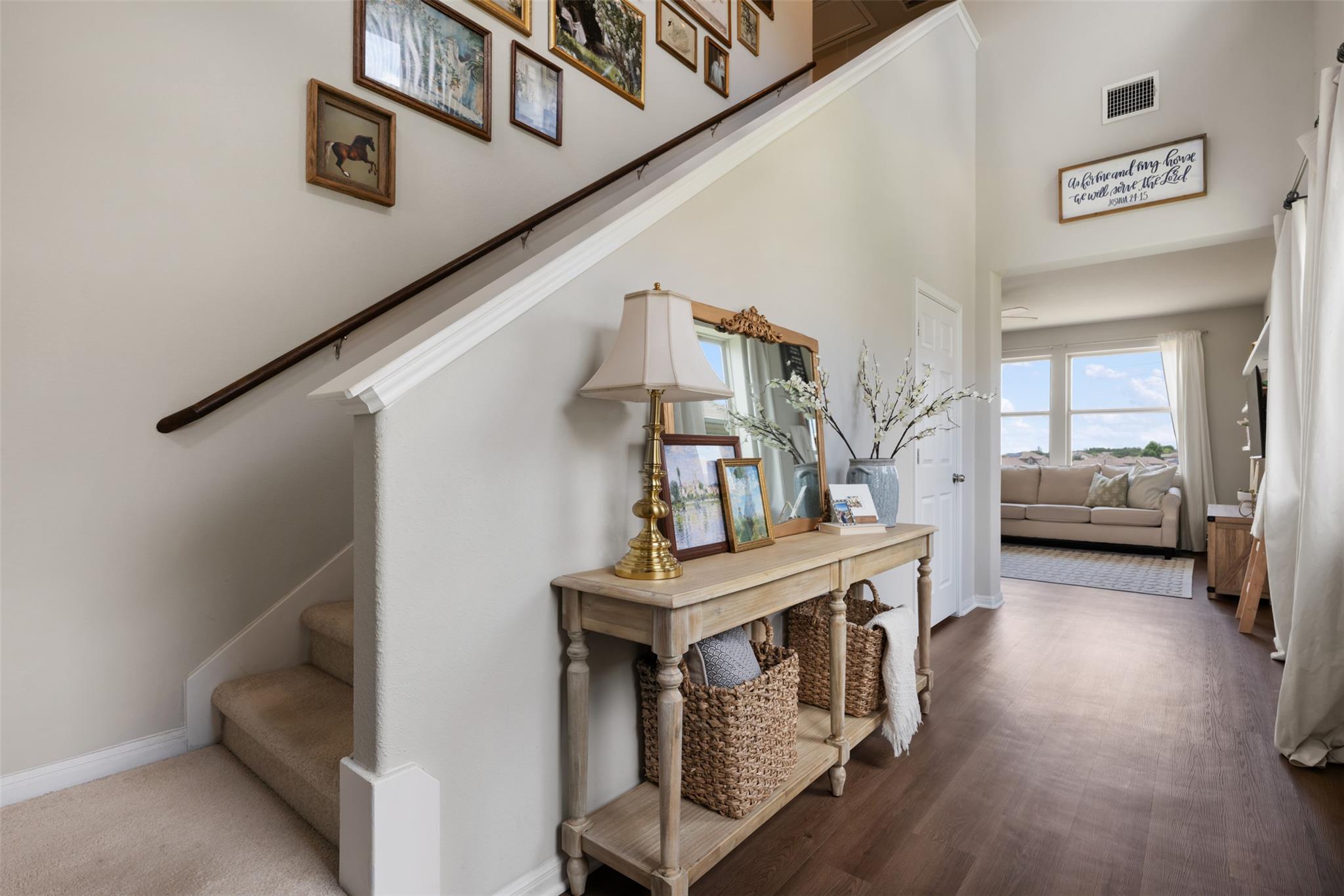 615 Twisted Oaks Ln, Buda, TX 78610
