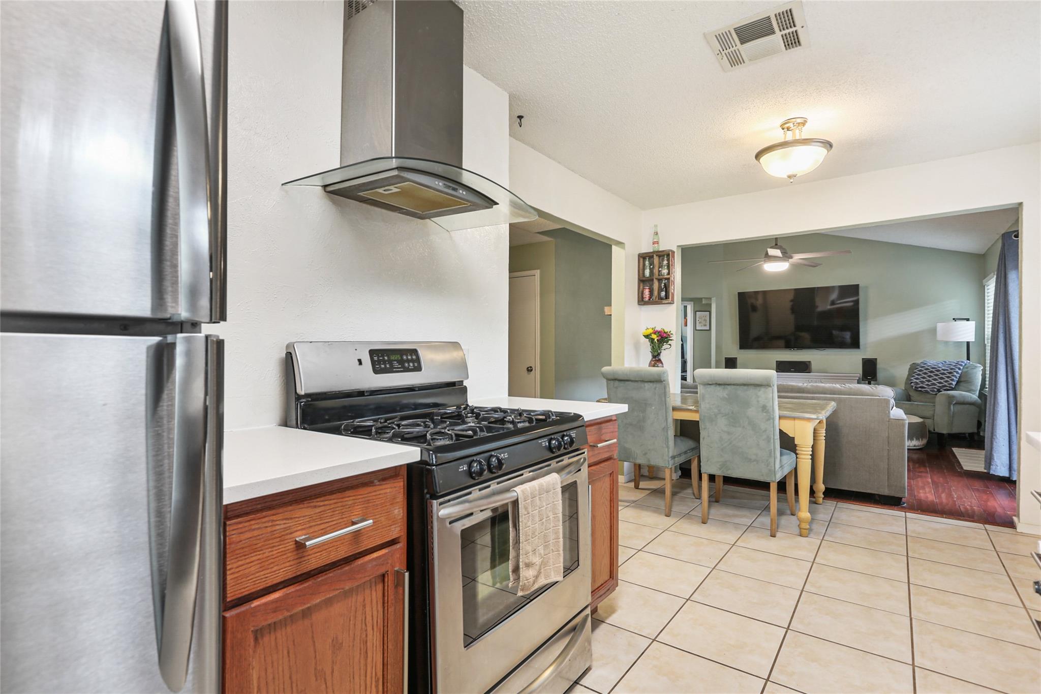 12320 Cedarspur Rd, Austin, TX 78758