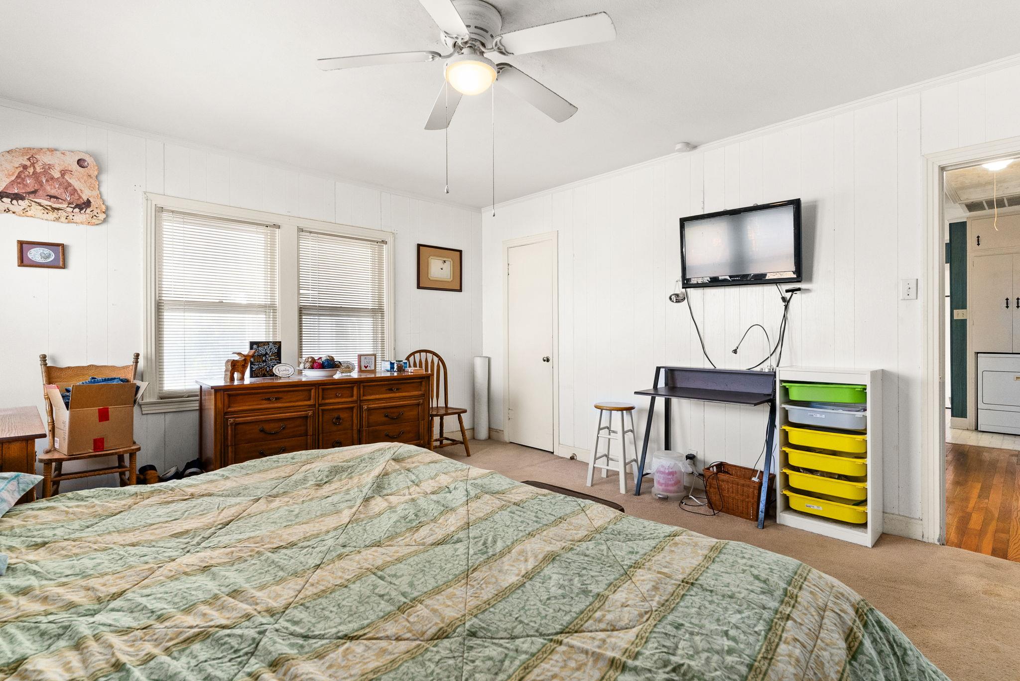 505 E Bell St, Bartlett, TX 76511