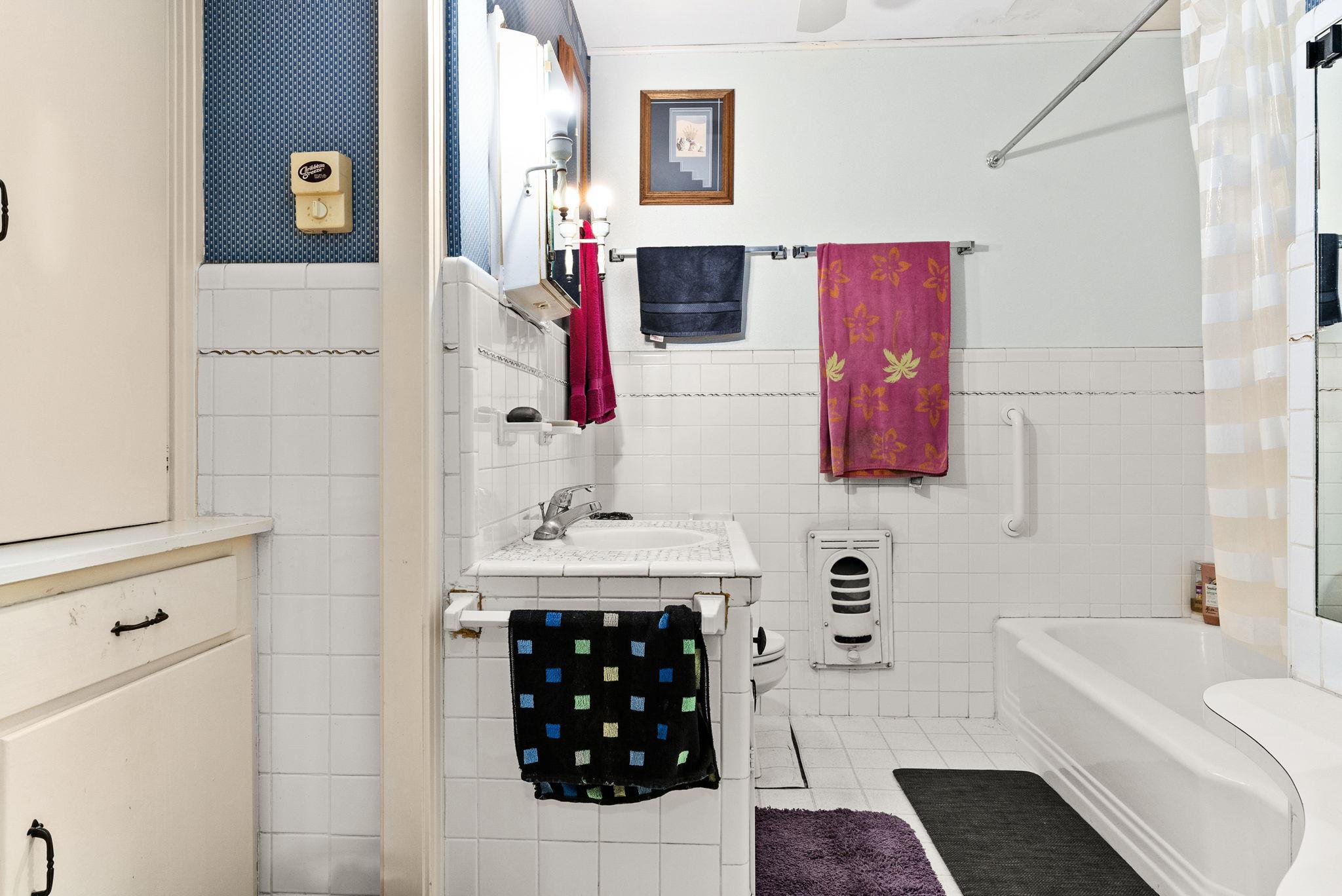 505 E Bell St, Bartlett, TX 76511
