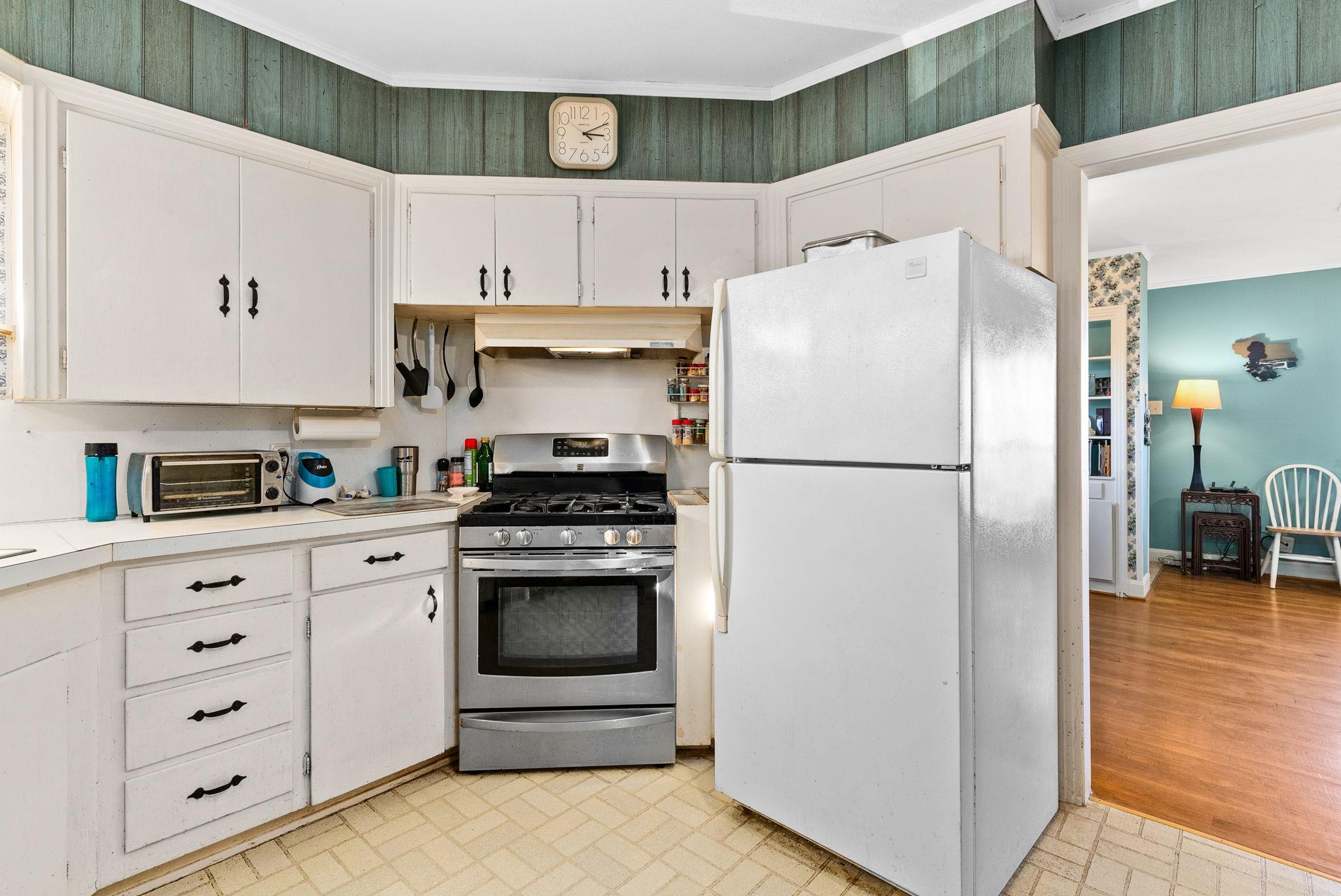 505 E Bell St, Bartlett, TX 76511