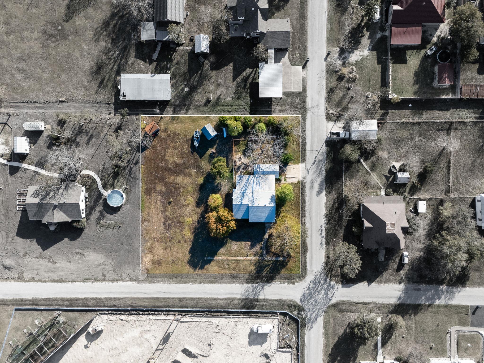 505 E Bell St, Bartlett, TX 76511