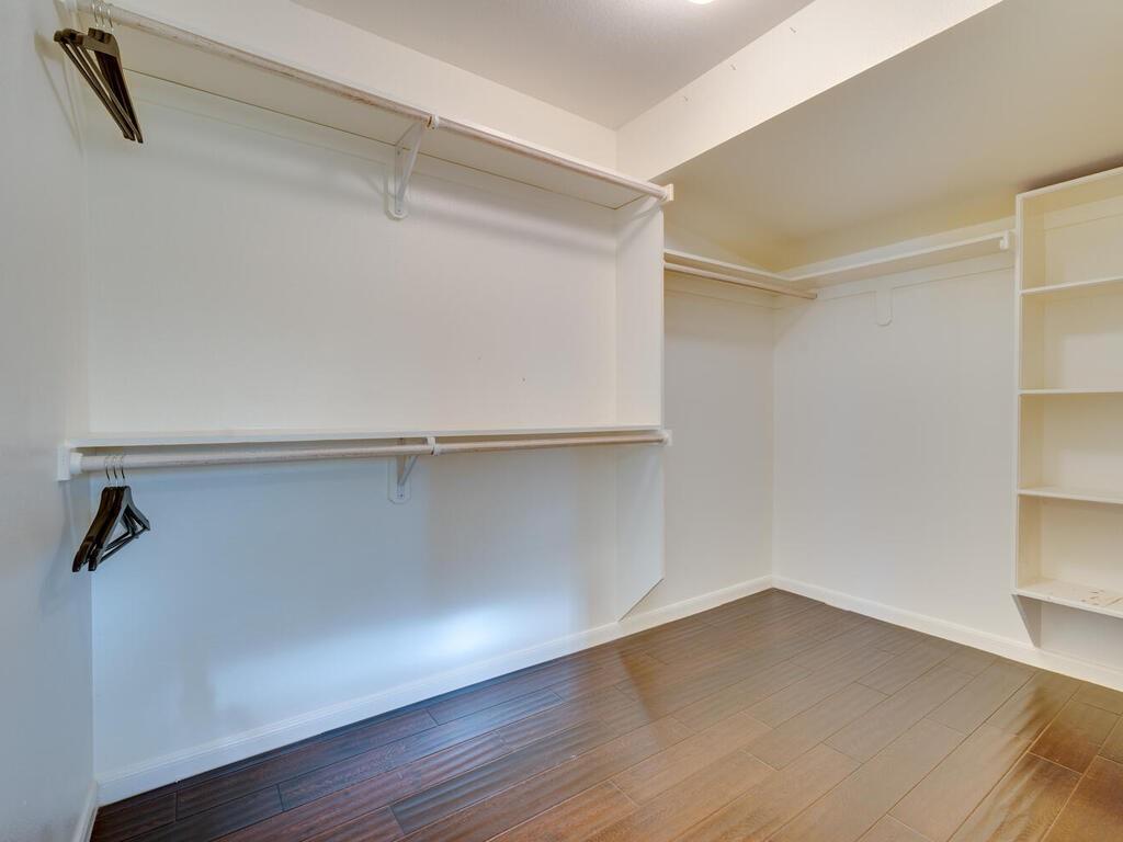 208 Morning Cloud St, Lakeway, TX 78734