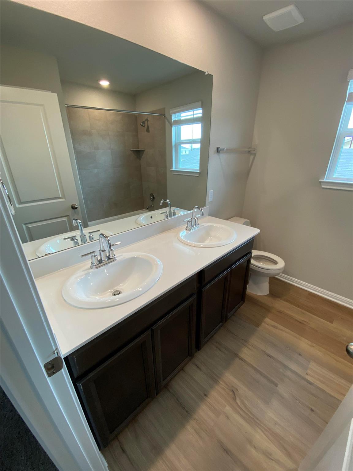 912 Main St, Hutto, TX 78634