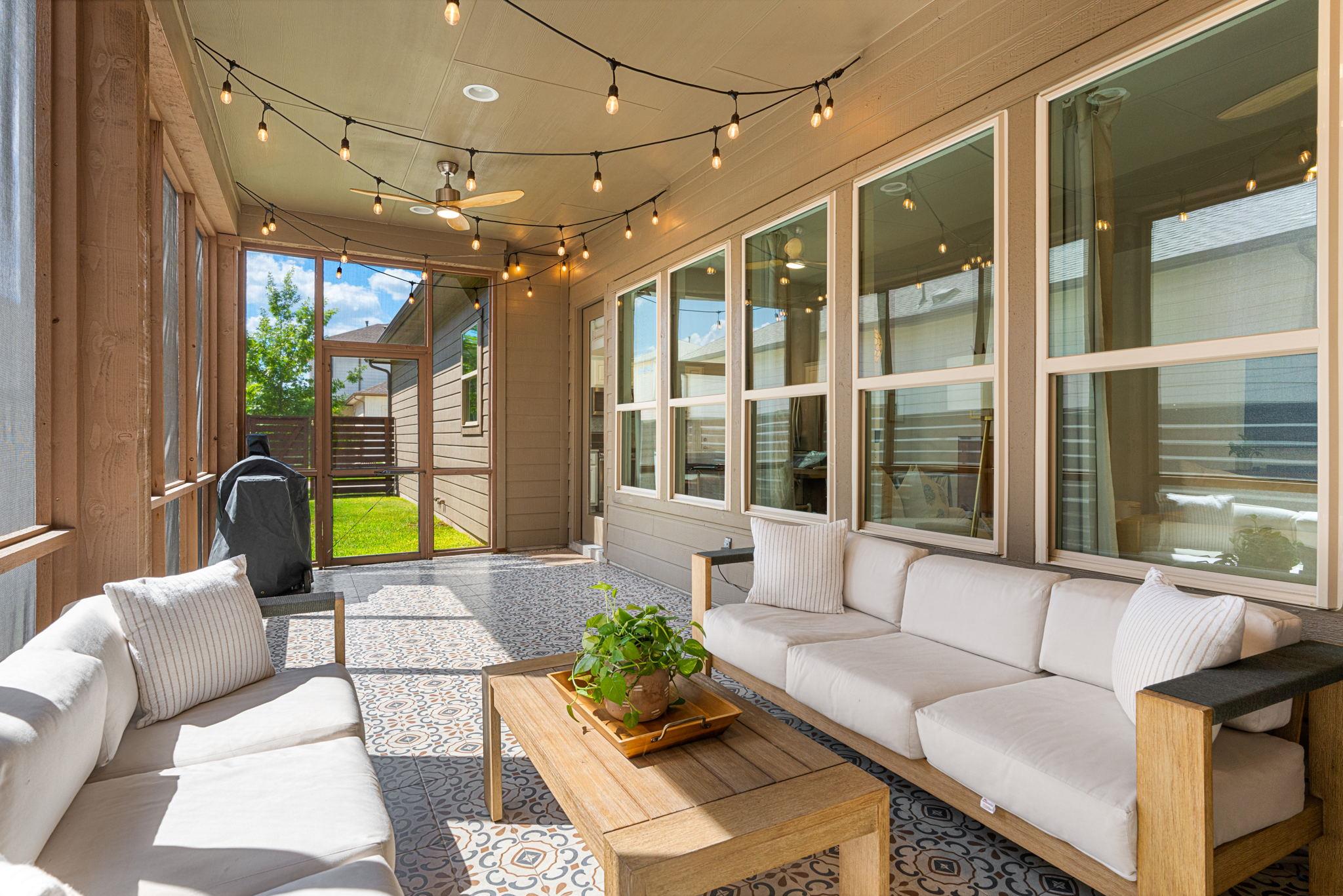 1518 Frontier Valley Dr, Austin, TX 78741